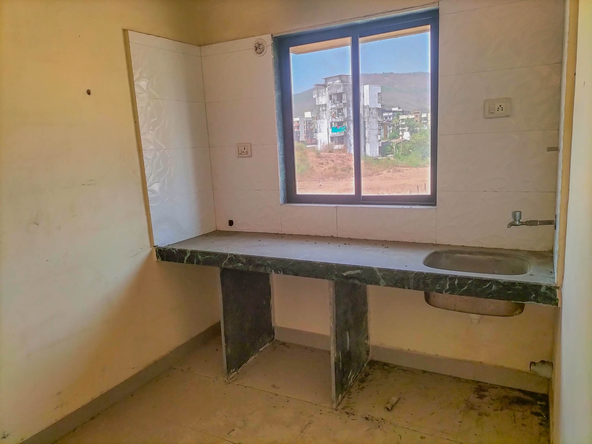 Flat for Sale in LOWJEE, KHOPOLI, Khapoli — photo 8