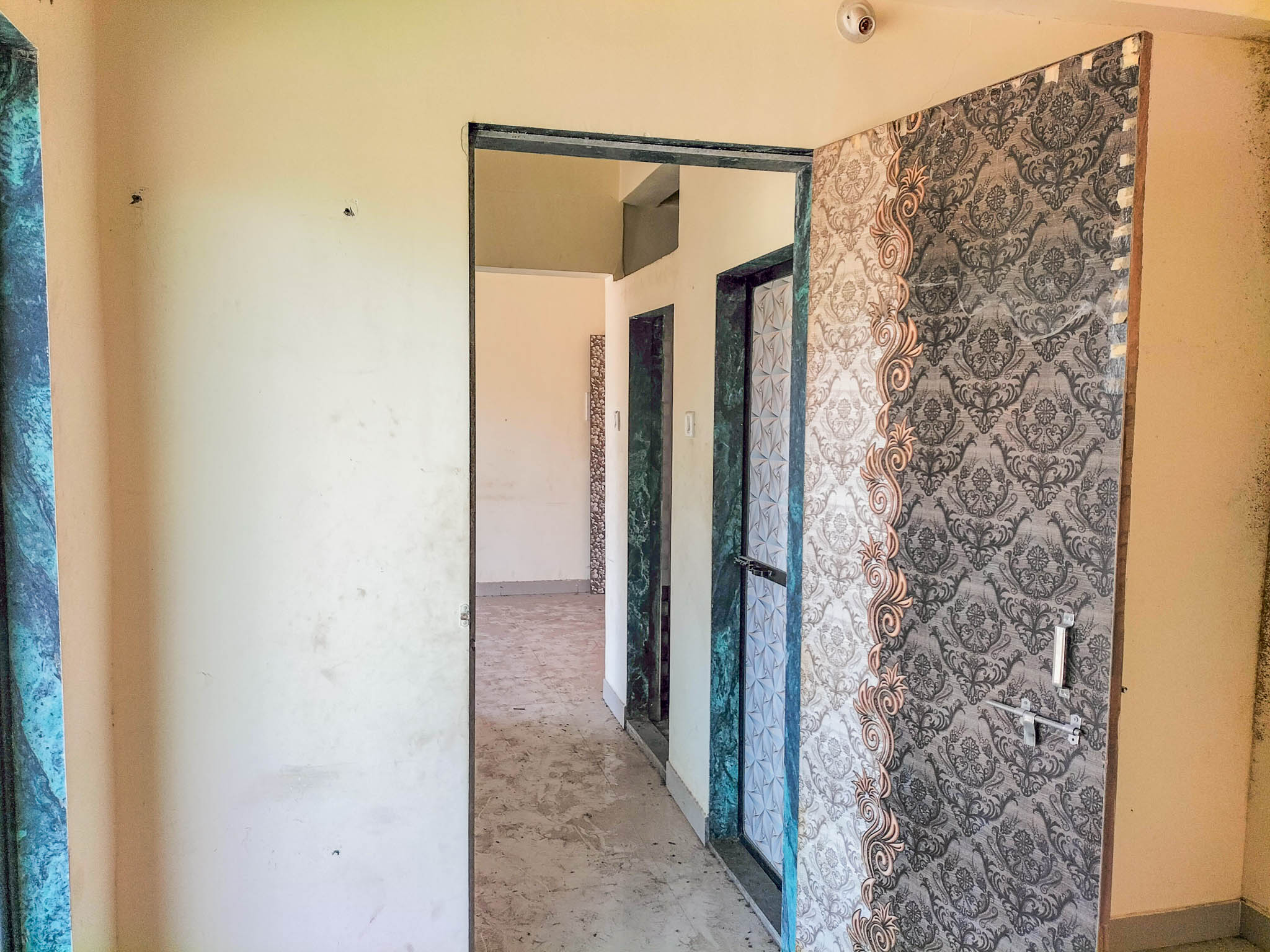Flat for Sale in LOWJEE, KHOPOLI, Khapoli — photo 10