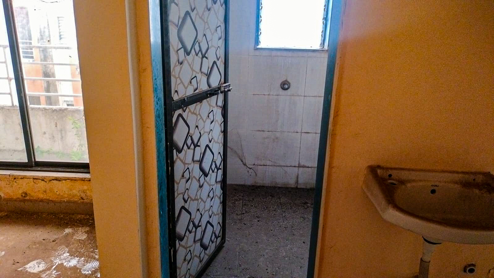 Flat for Sale in NEAR DHAMOTE KARJAT, Karjat — photo 6