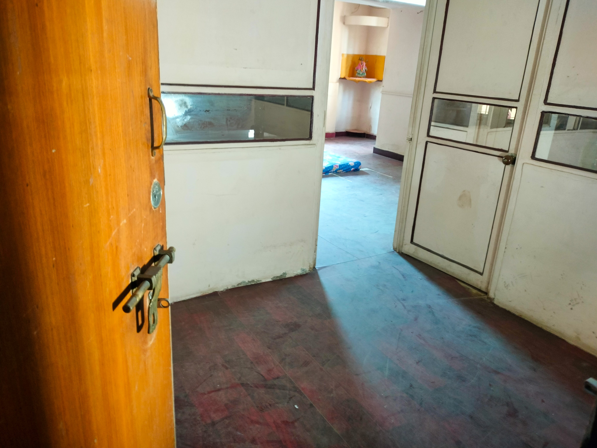 Flat for Sale in Chowk — photo 2
