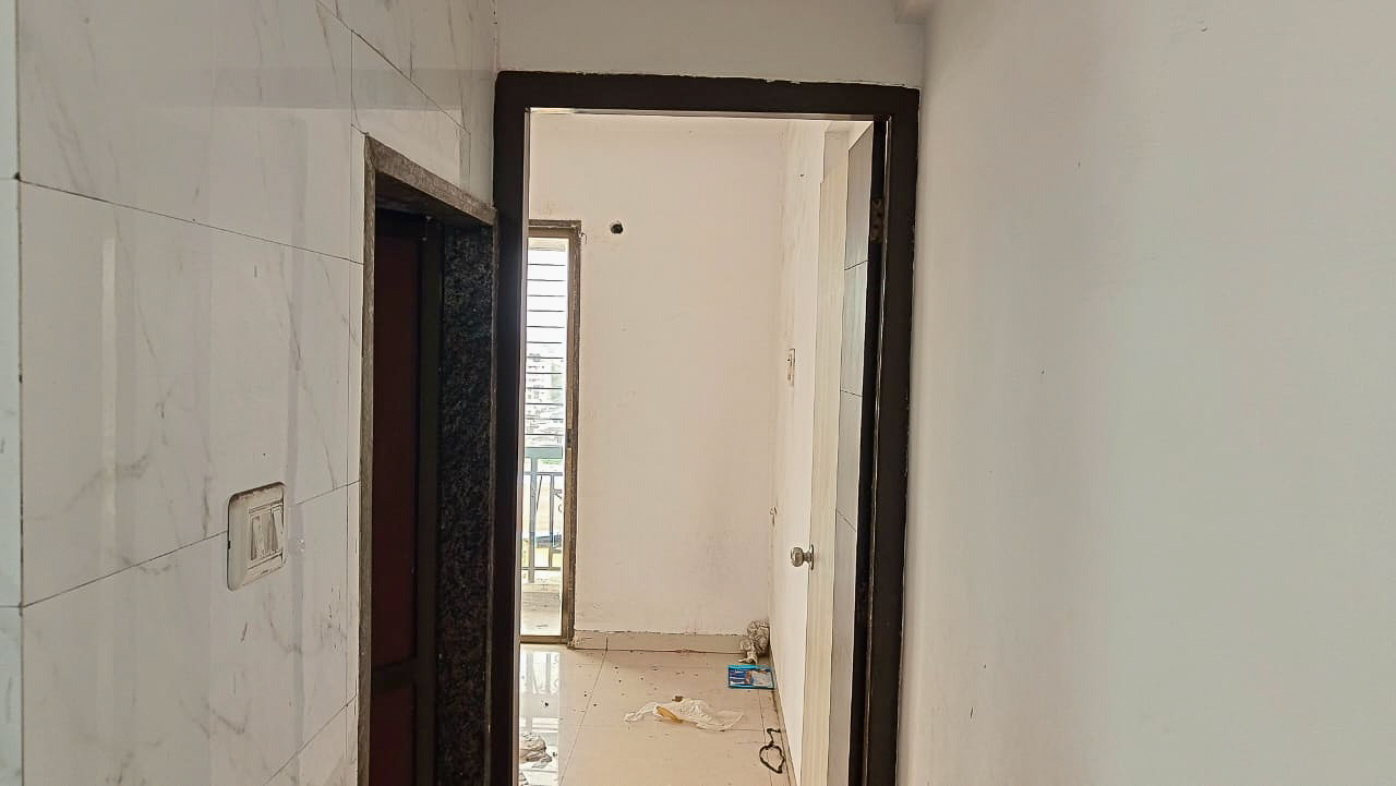 Flat for Sale in Ulhasnagar — photo 2