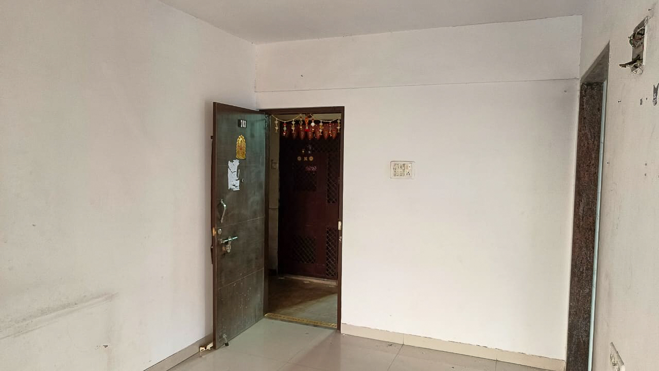 Flat for Sale in Ulhasnagar — photo 5