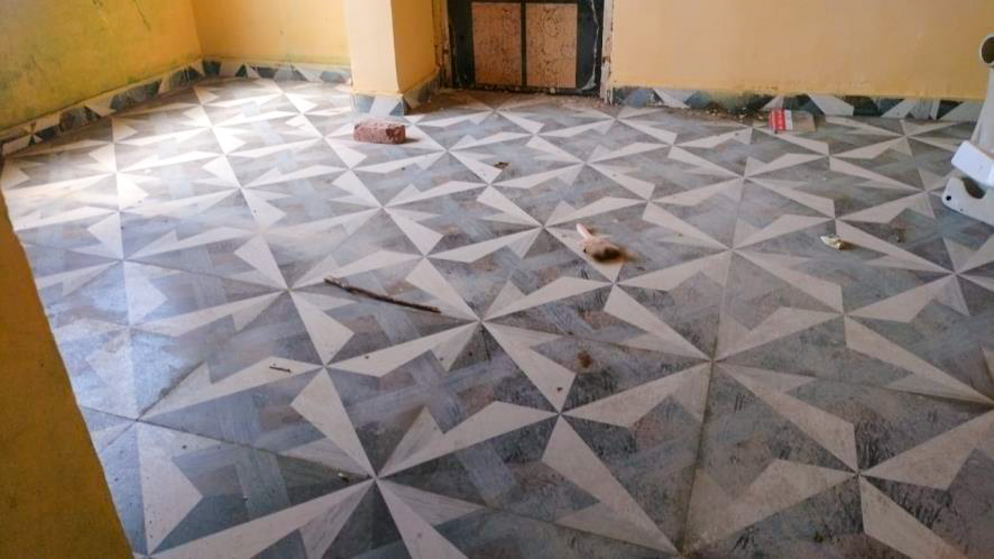 Flat for Sale in Chowk — photo 2