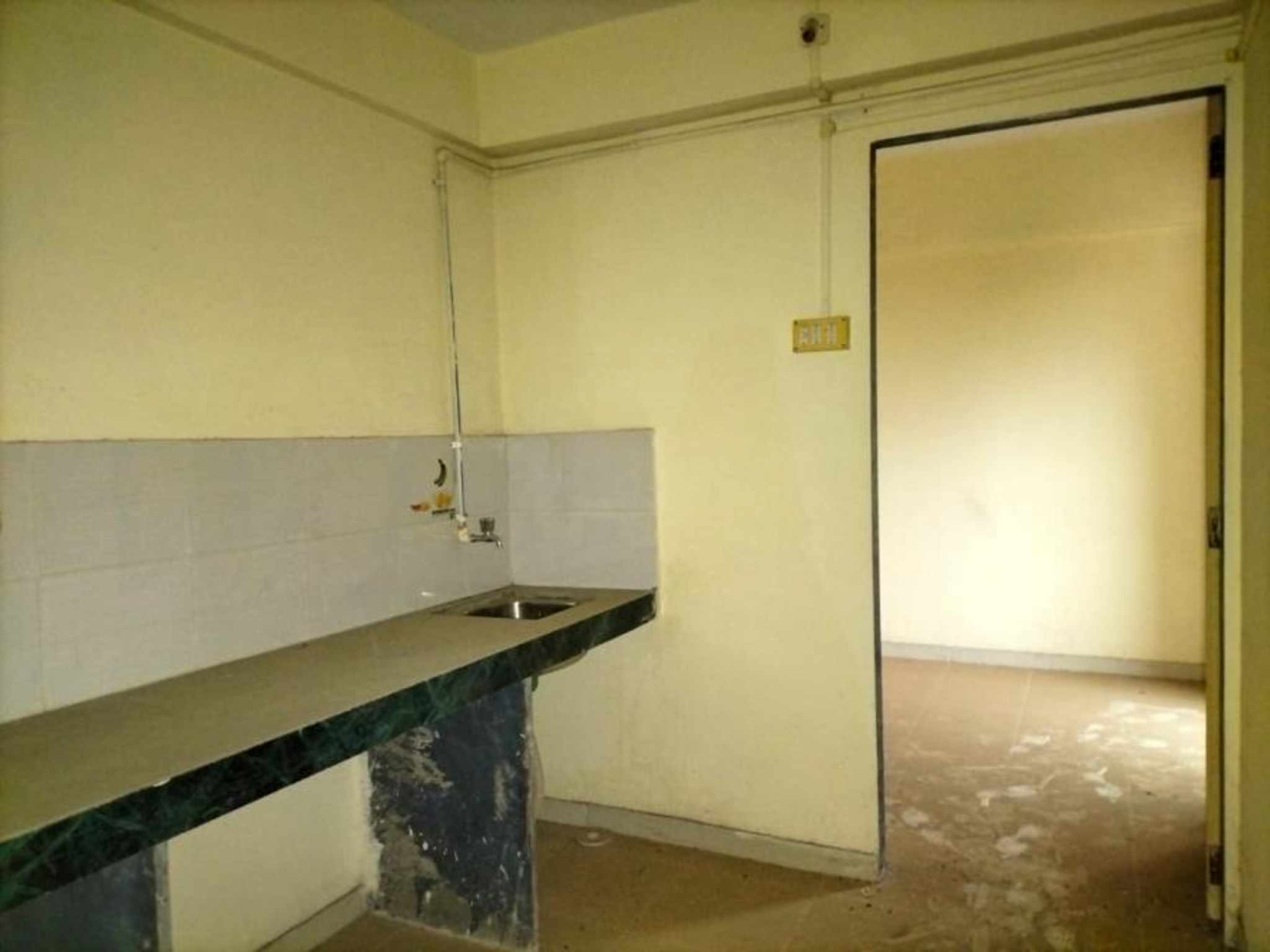 Flat for Sale in Chowk — photo 2