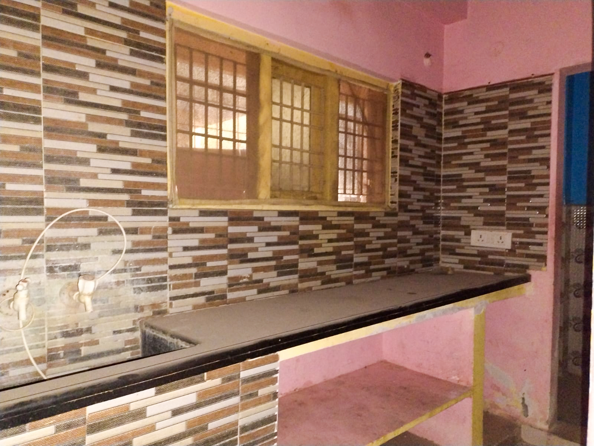 2 BHK Flat for Sale in K.P.R.Towers, Valivarthipadu, Gudivada, Gudivada — photo 7