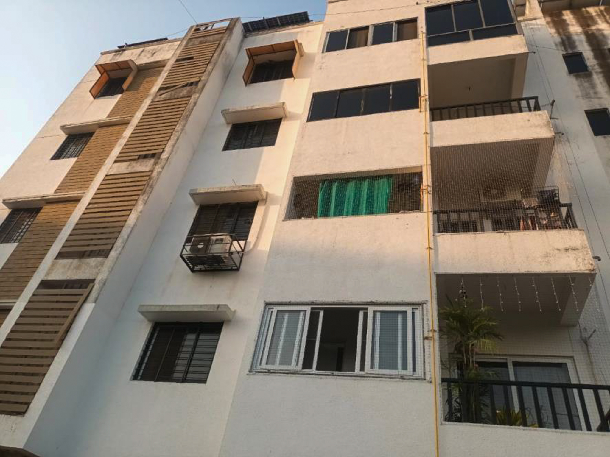 Flat for Sale in Vadodara — photo 2
