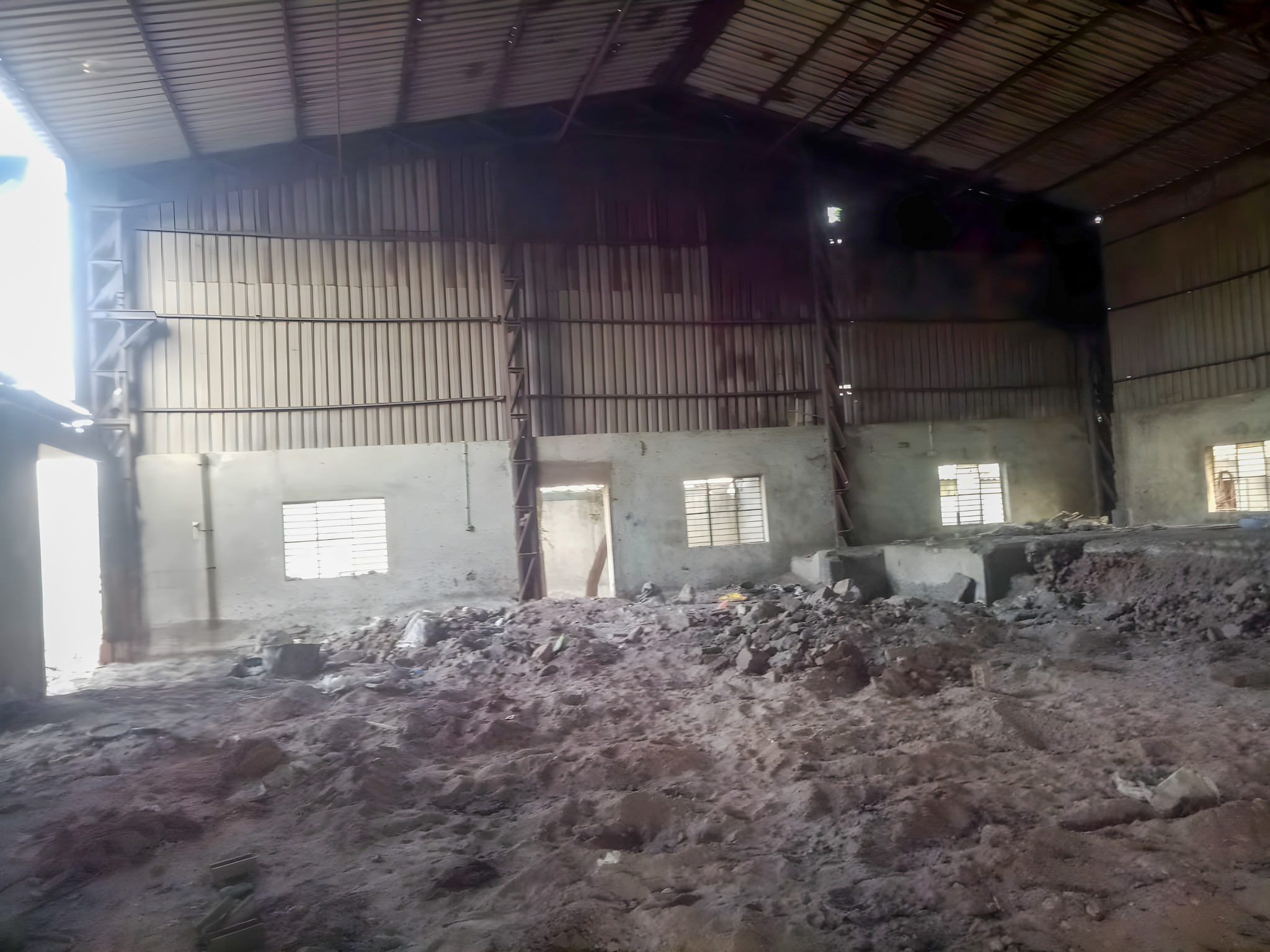 Industrial Plot with Factory Building for Sale in AURIC City — photo 2