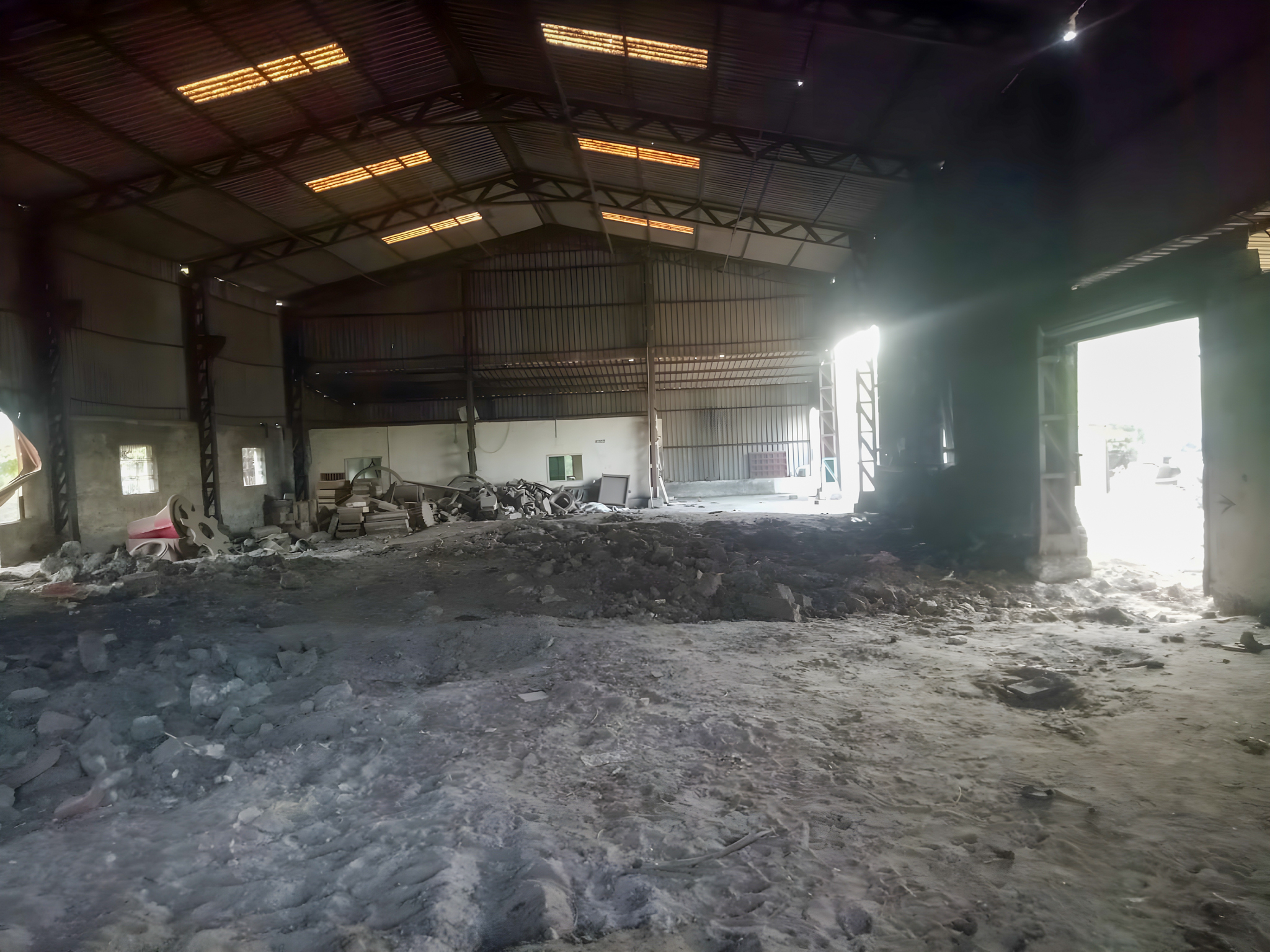 Industrial Plot with Factory Building for Sale in AURIC City — photo 4