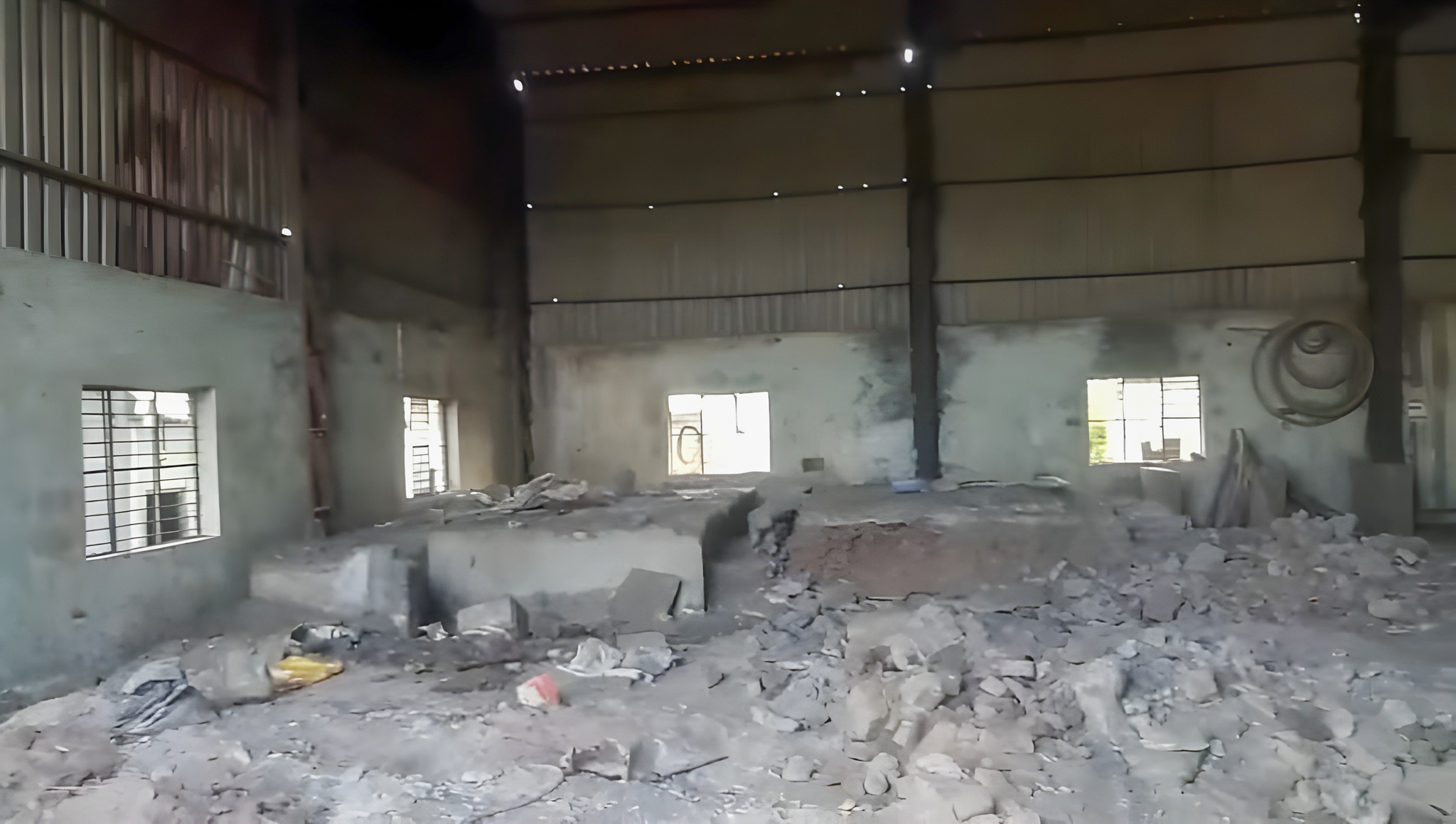 Industrial Plot with Factory Building for Sale in AURIC City — photo 10