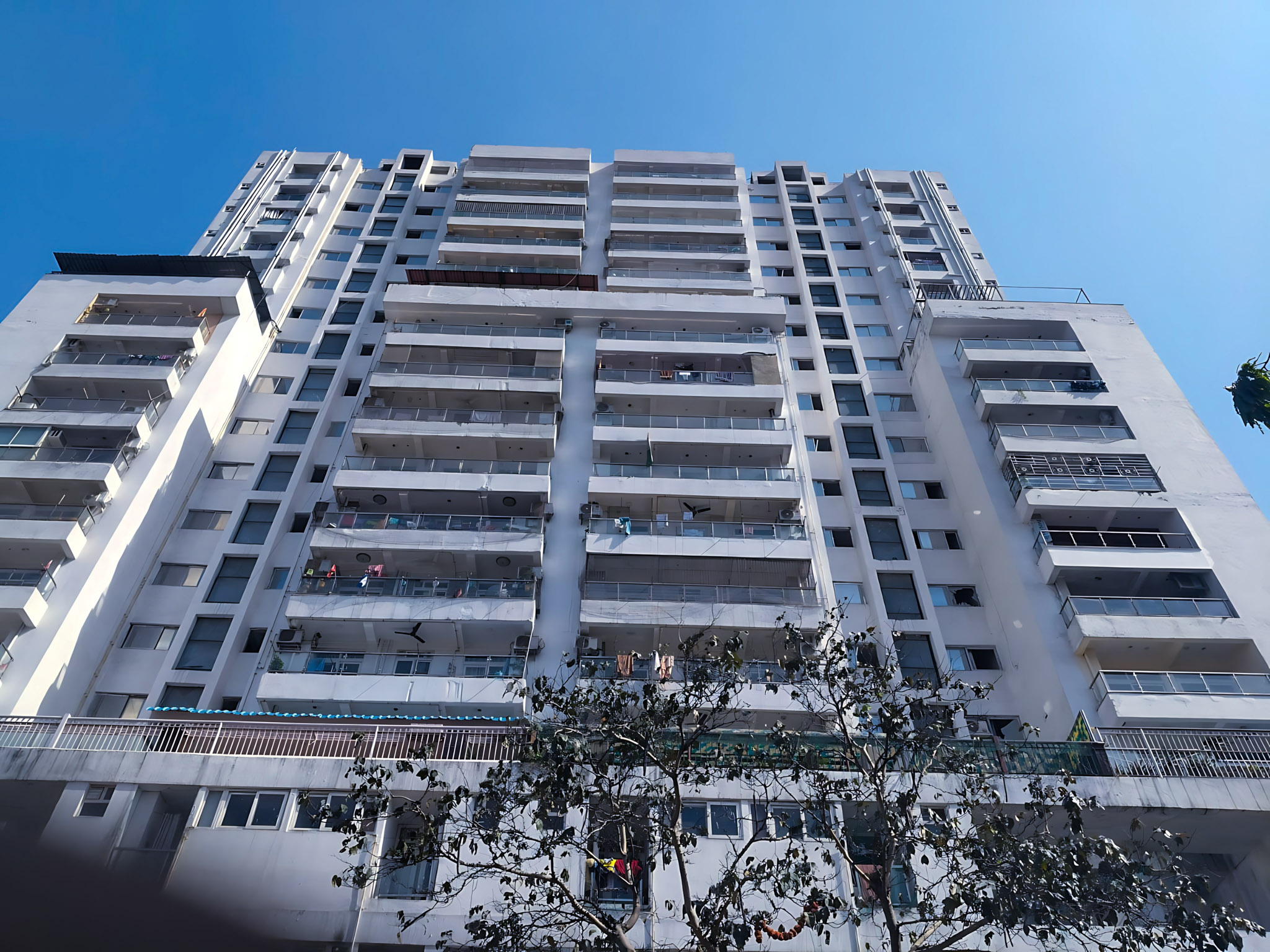 Flat for Sale in na, GOOD, Ghaziabad — photo 3