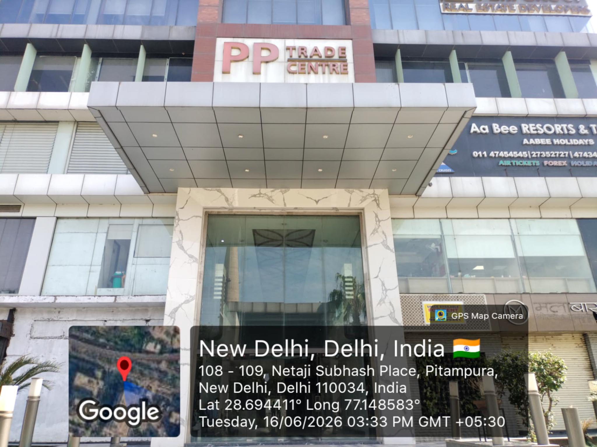 Shops for Sale in NSP DELHI, New Delhi — photo 1