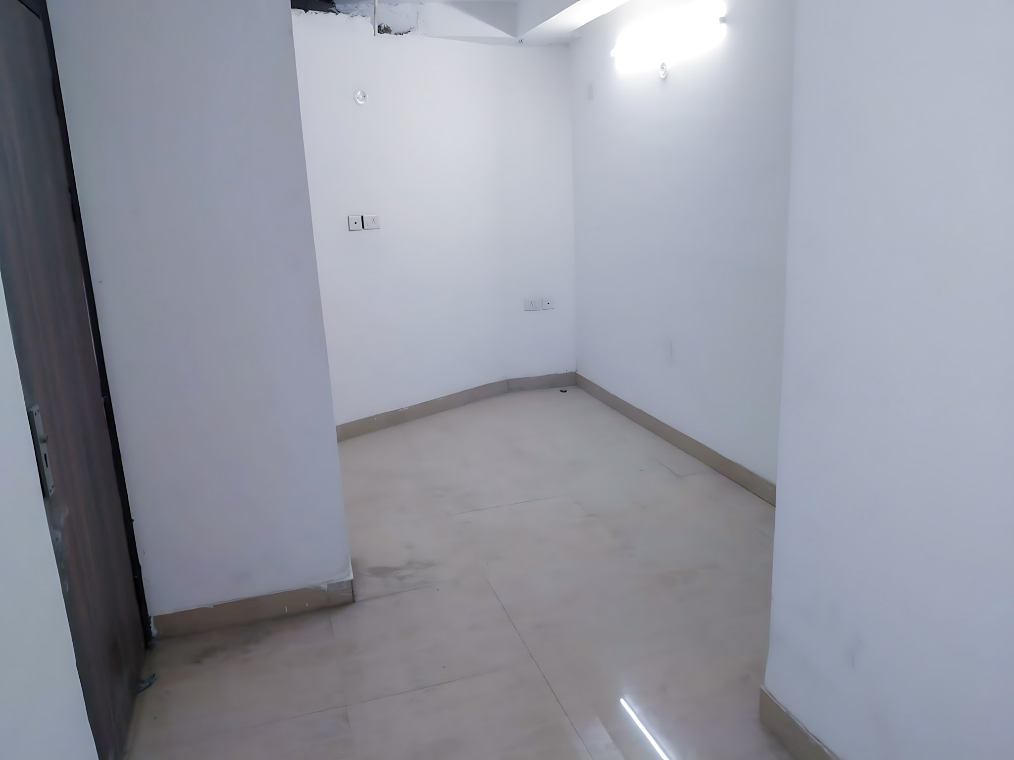 Flat for Sale in na, GOOD, Ghaziabad — photo 10
