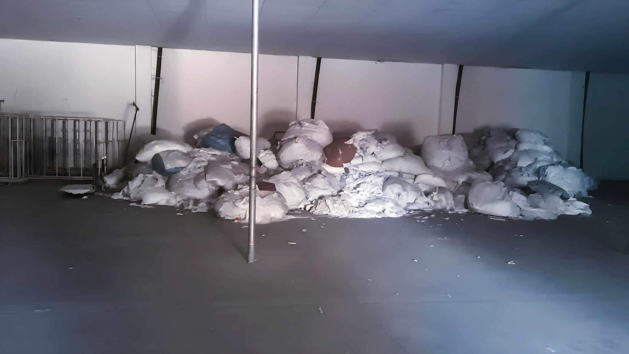 Industrial Plot with Factory Building for Sale in Malvan, Amreli, motaankadia — photo 4