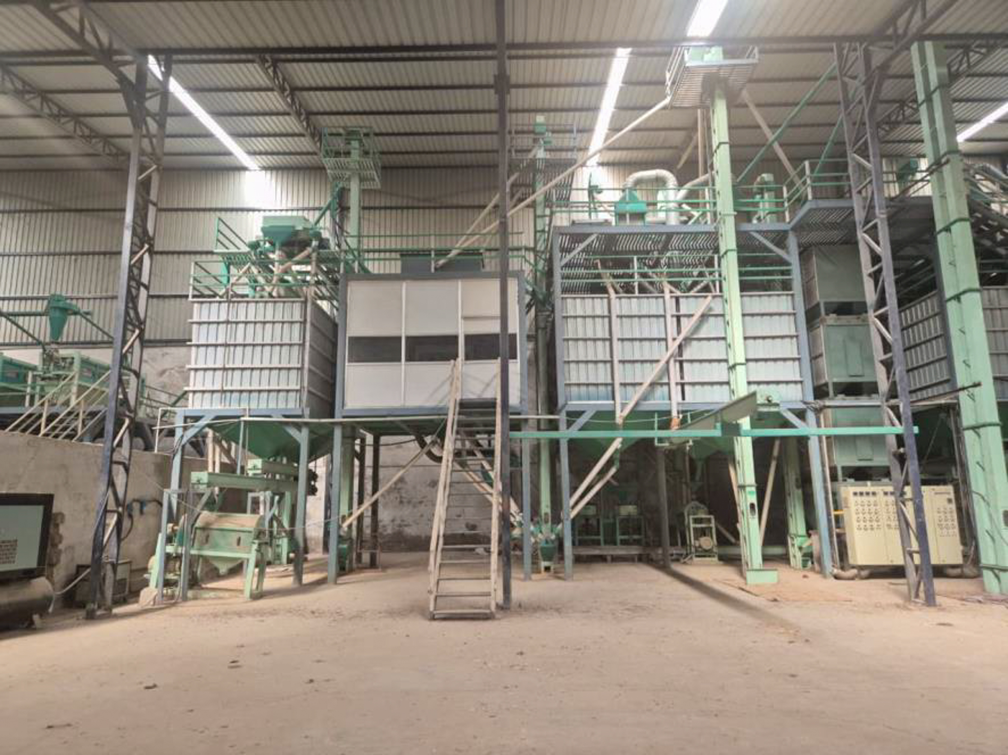 Shed with Plant and Machinery for Sale in NEAR BAMANBORE GIDC, Bamanbor Industrial Estate — photo 4