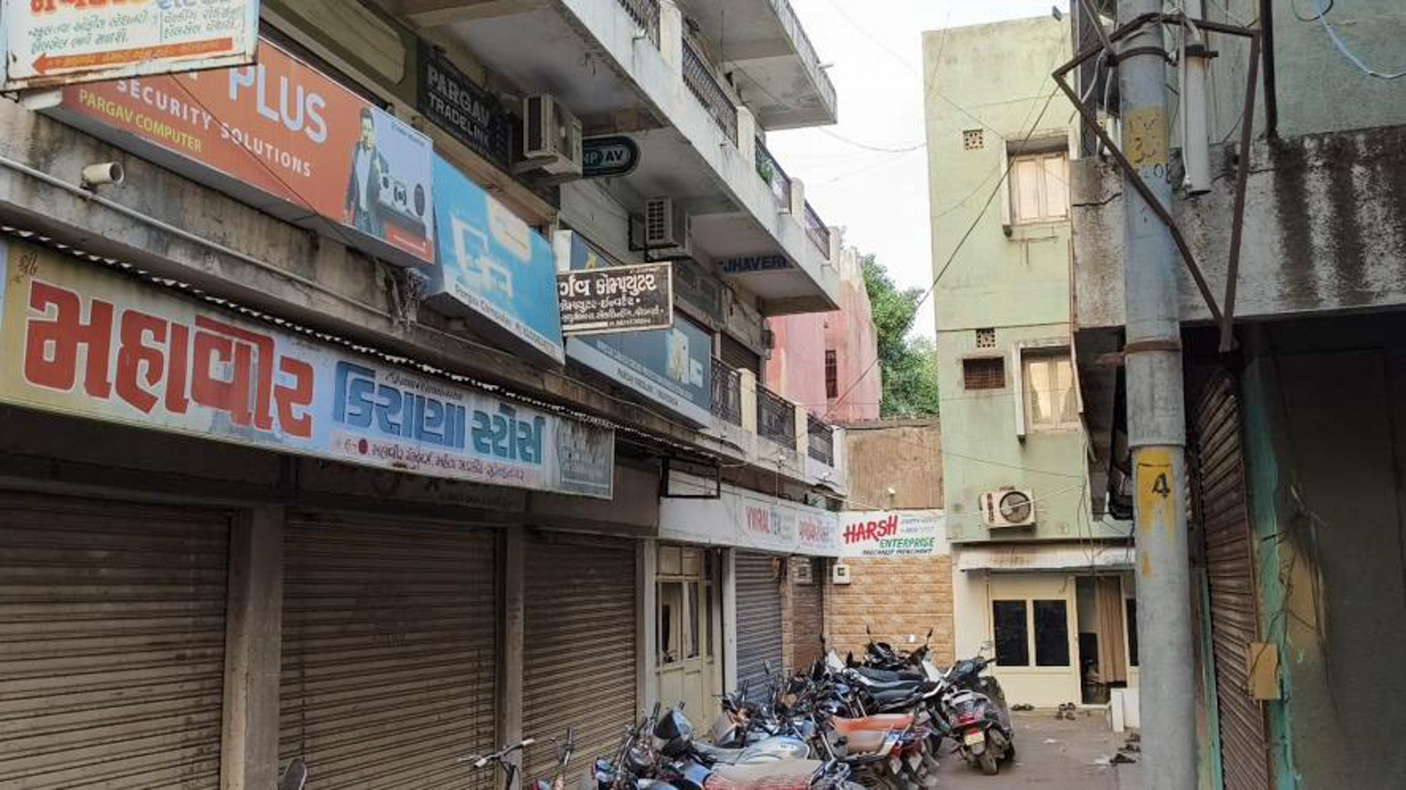 Shops for Sale in mahavir complex, mehta market surendranagar, Surendranagar — photo 2
