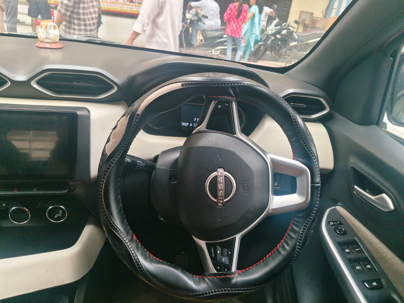 Vehicle for Sale in NA, Talasari — photo 12