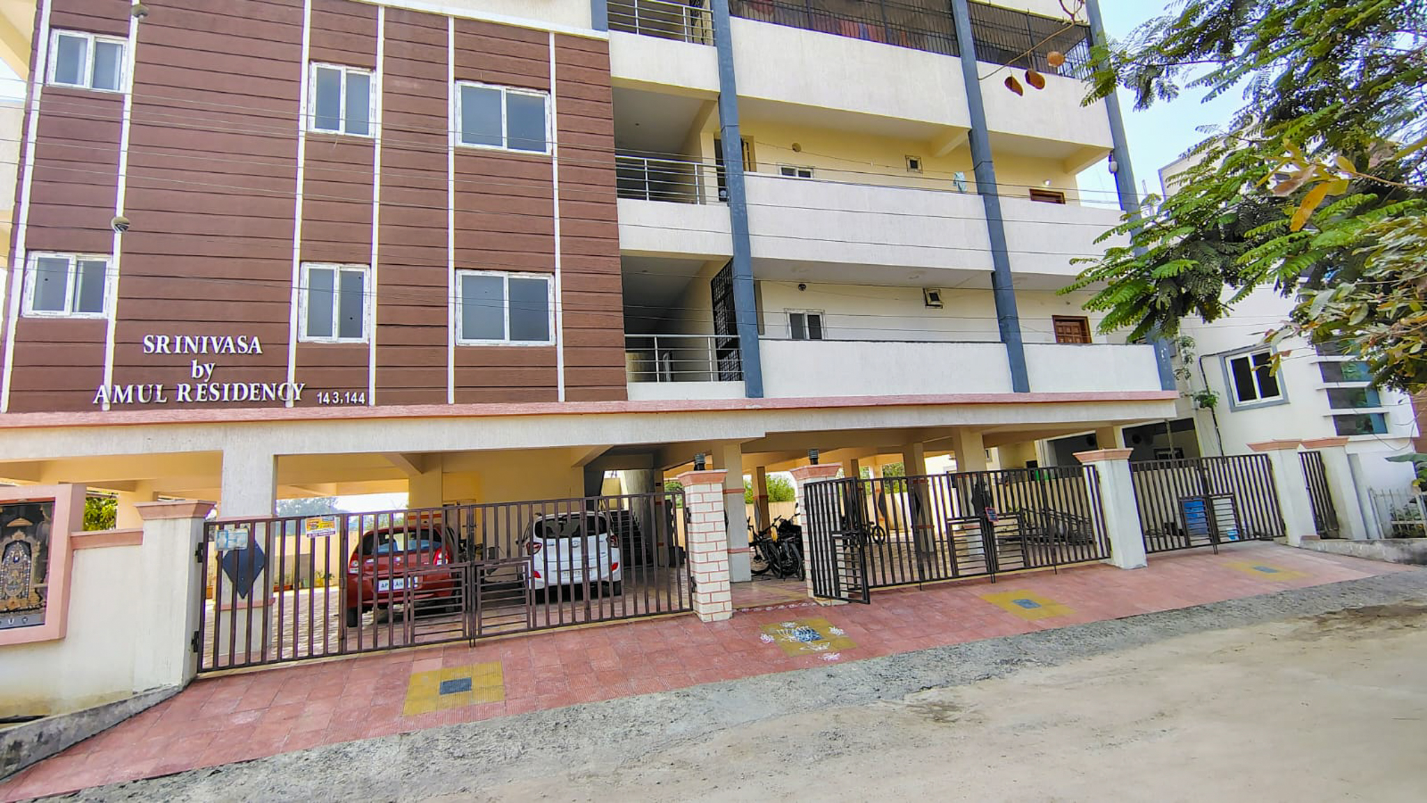 3 BHK Flat for Sale in SURAKSHA GREEN MEADOWS, DOMMARA POCHAMPALLY VILLAGE, DUNDIGAL GANDI MAISAMMA MUNICIPALITY, Hyderabad — photo 1