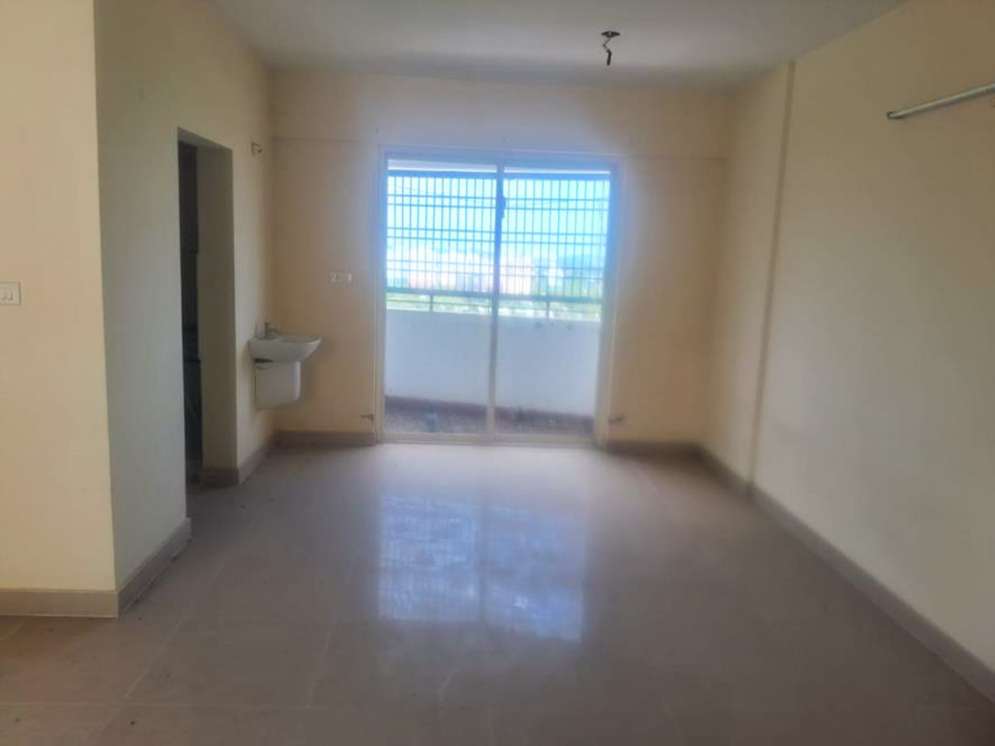 Flat for Sale in MENAMKULAM KAZHAKUTTAM, Thiruvananthapuram — photo 2