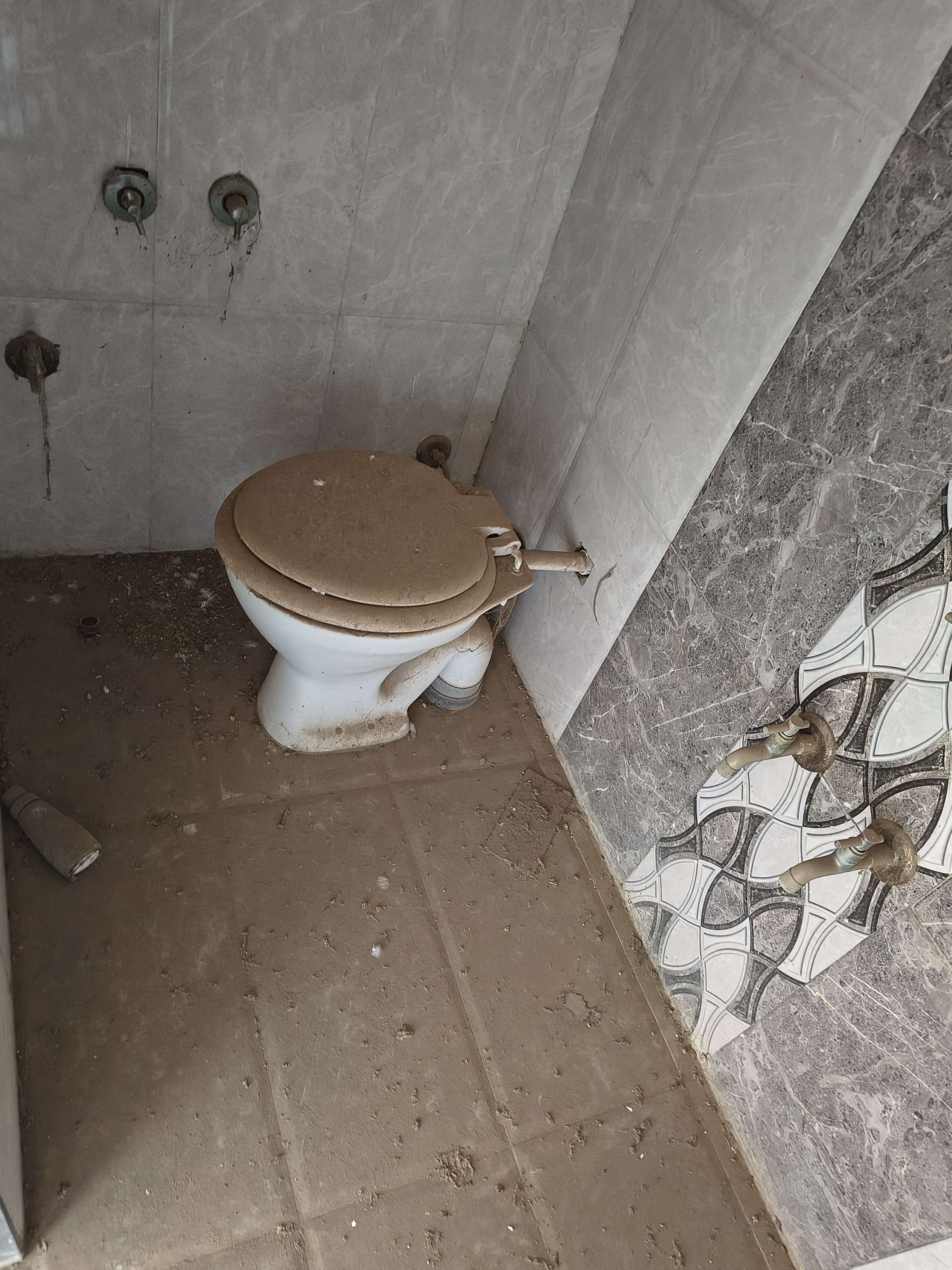Flat for Sale in ASHOPALAV PARK-2, ROLEX ROAD, KOTHARIYA ROAD, RAJKOT, Kothariya — photo 2