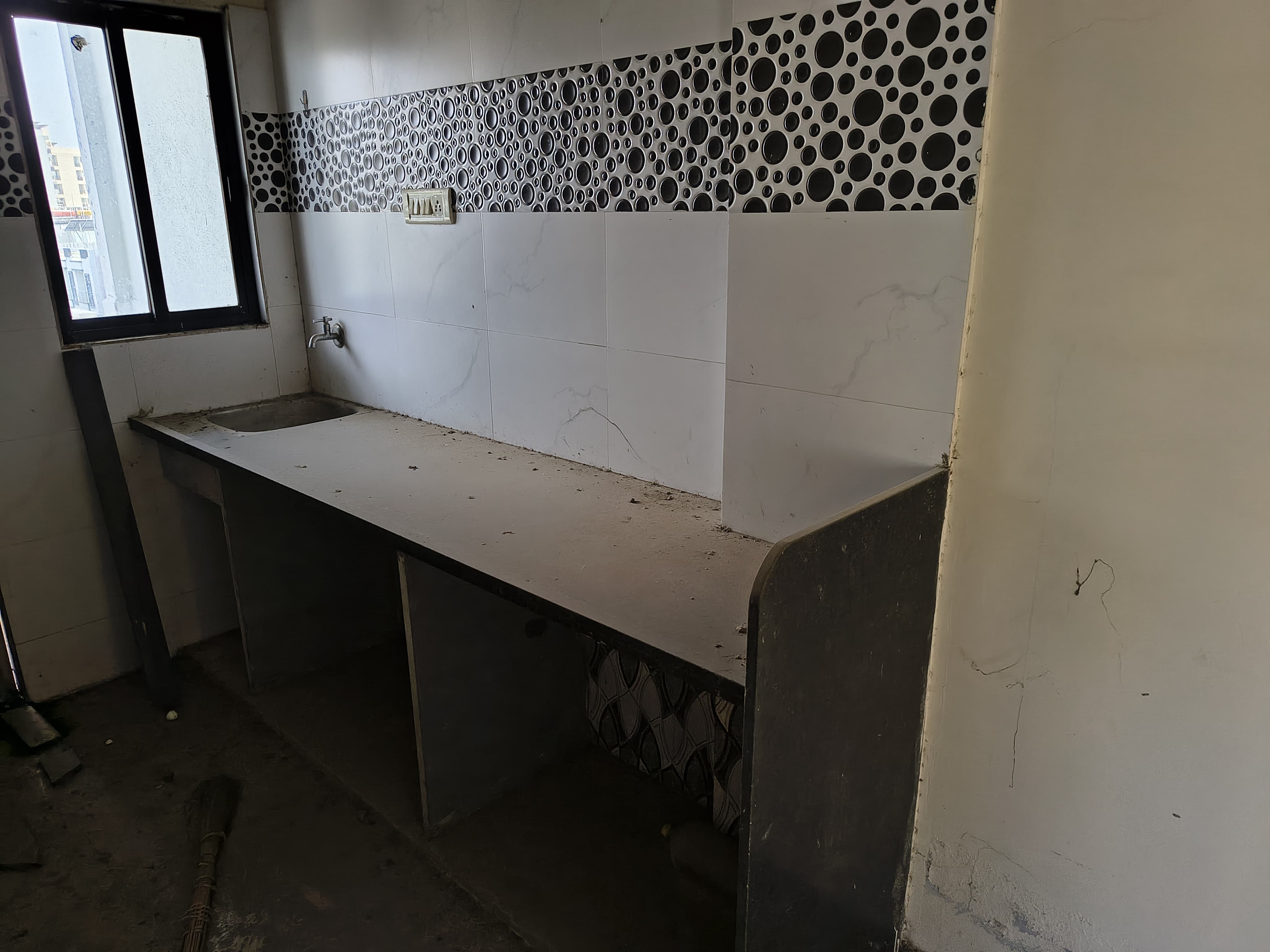 Flat for Sale in ASHOPALAV PARK-2, ROLEX ROAD, KOTHARIYA ROAD, RAJKOT, Kothariya — photo 8