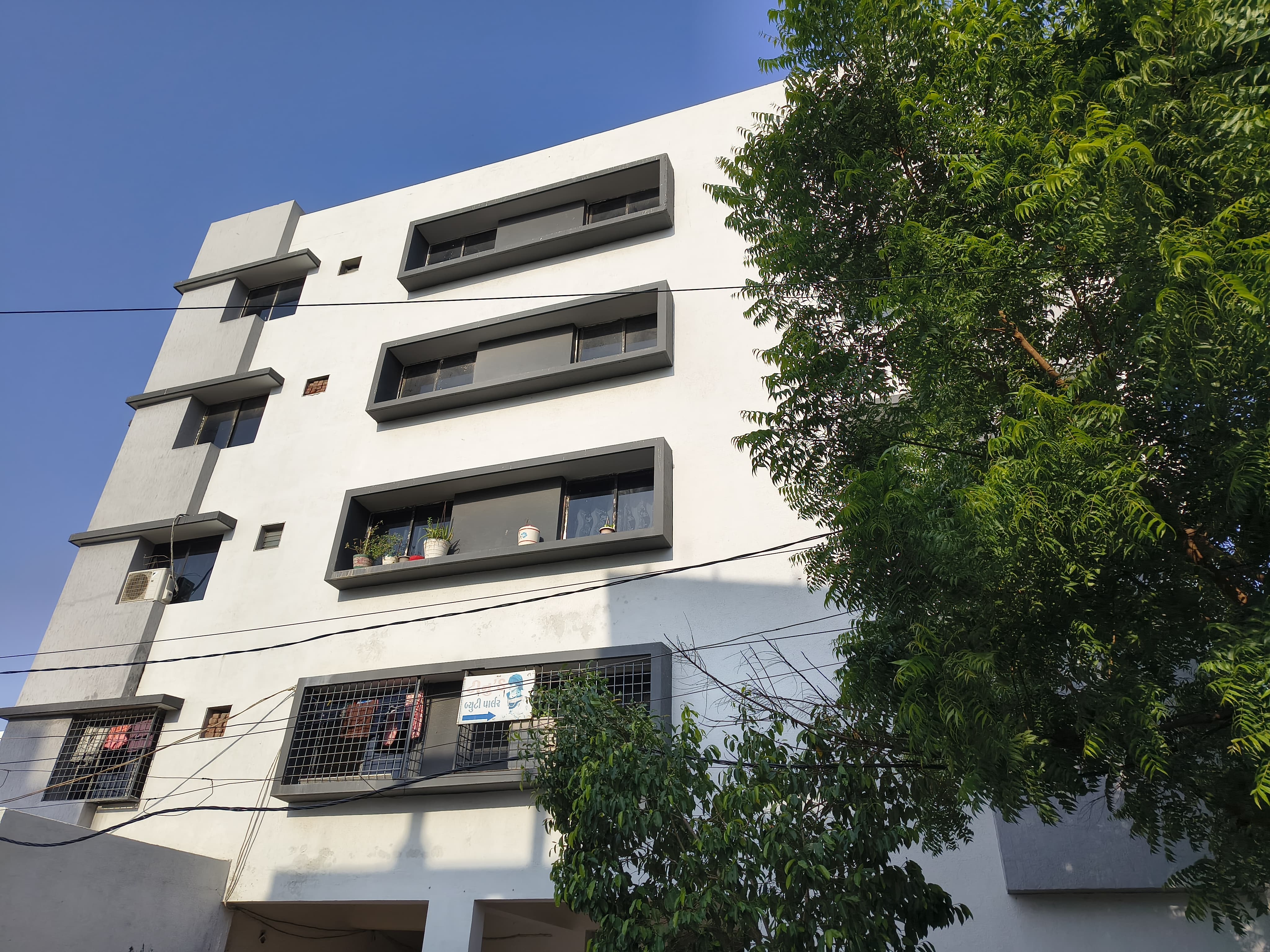 Flat for Sale in ASHOPALAV PARK-2, ROLEX ROAD, KOTHARIYA ROAD, RAJKOT, Kothariya — photo 2