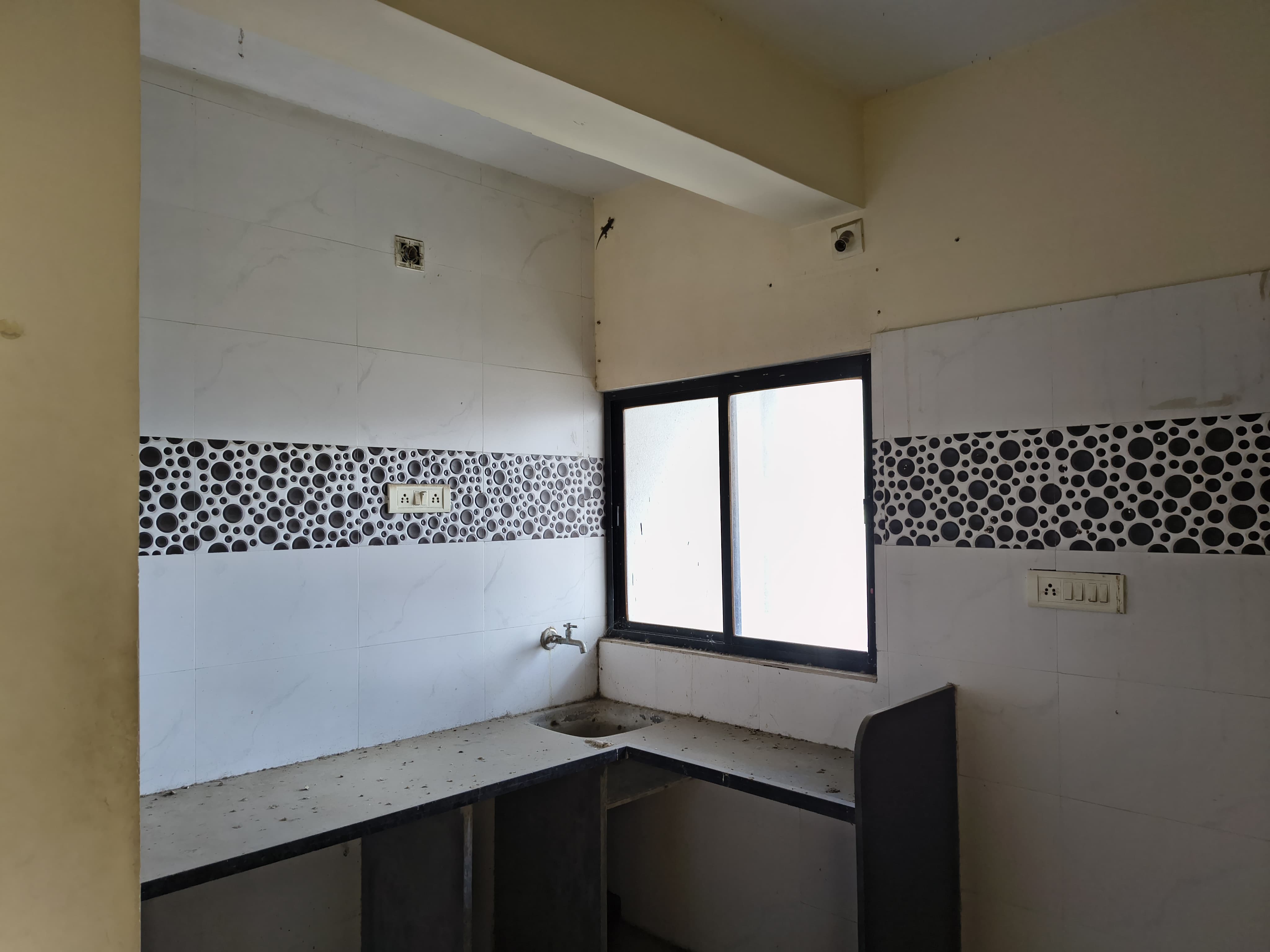 Flat for Sale in ASHOPALAV PARK-2, ROLEX ROAD, KOTHARIYA ROAD, RAJKOT, Kothariya — photo 15