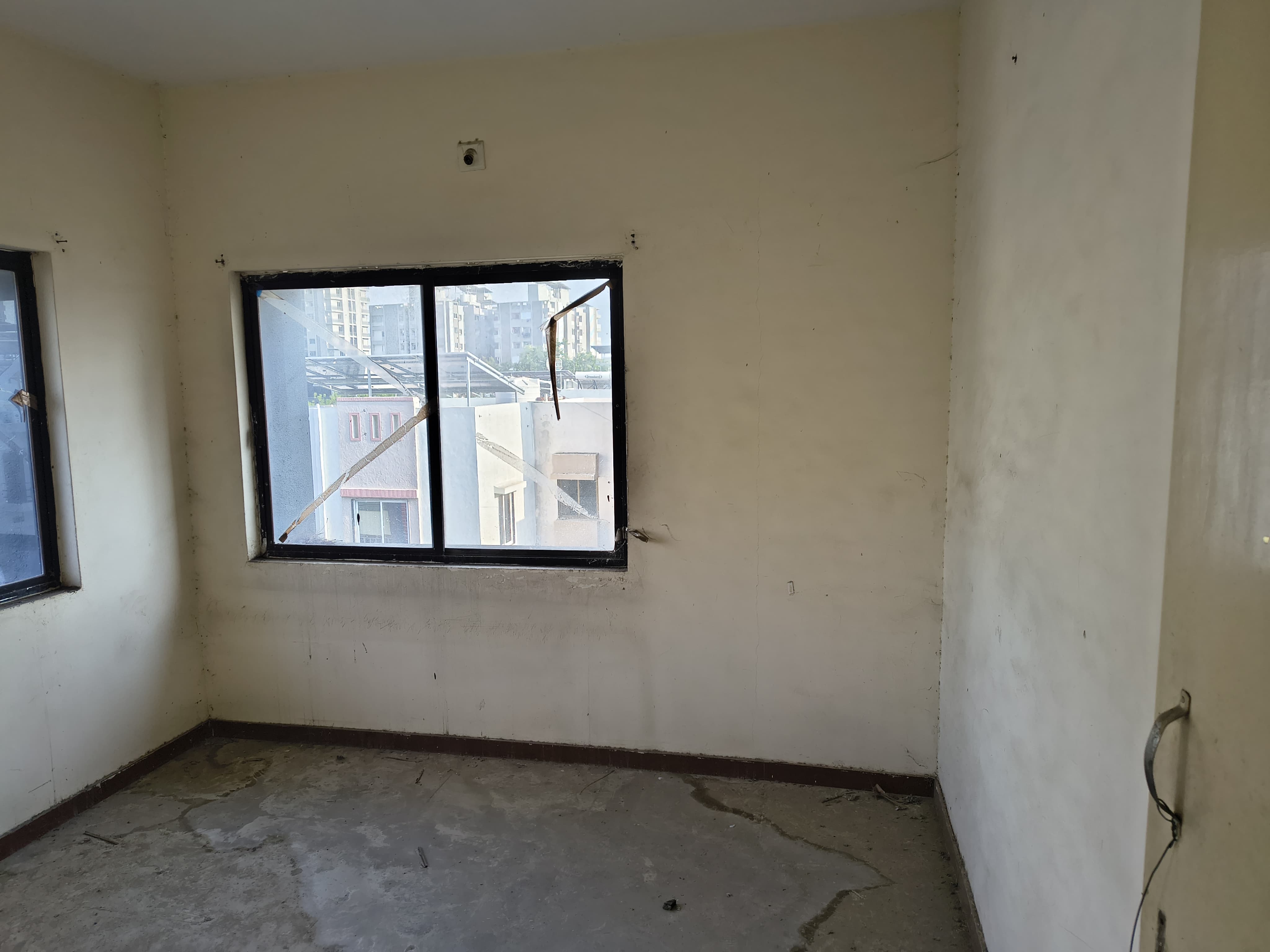 Flat for Sale in ASHOPALAV PARK-2, ROLEX ROAD, KOTHARIYA ROAD, RAJKOT, Kothariya — photo 7