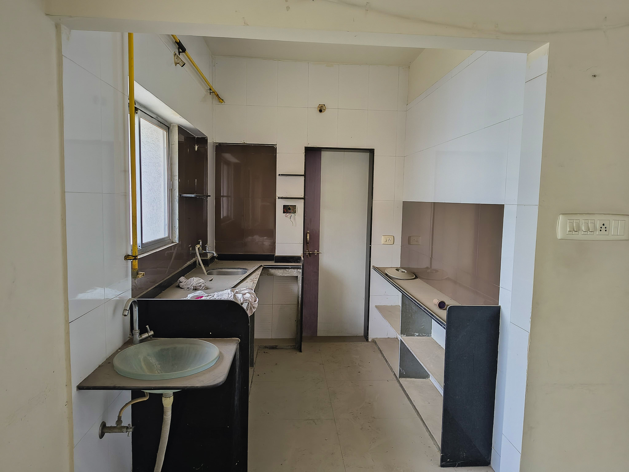 Flat for Sale in B/H BALAJI HALL. OFF 150 FT WIDE RING ROAD, MAVDI, RAJKOT, Rajkot — photo 6