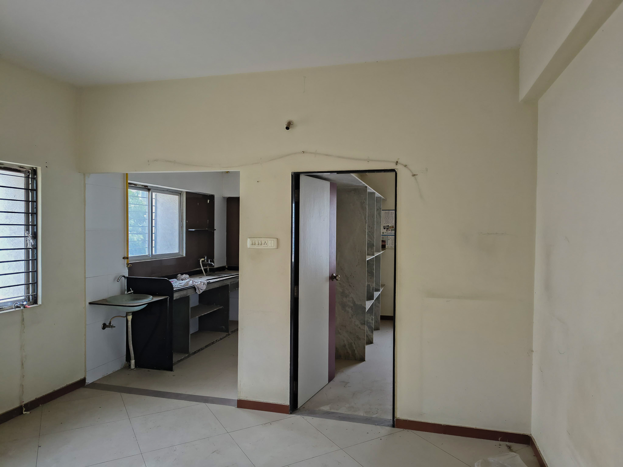 Flat for Sale in B/H BALAJI HALL. OFF 150 FT WIDE RING ROAD, MAVDI, RAJKOT, Rajkot — photo 8
