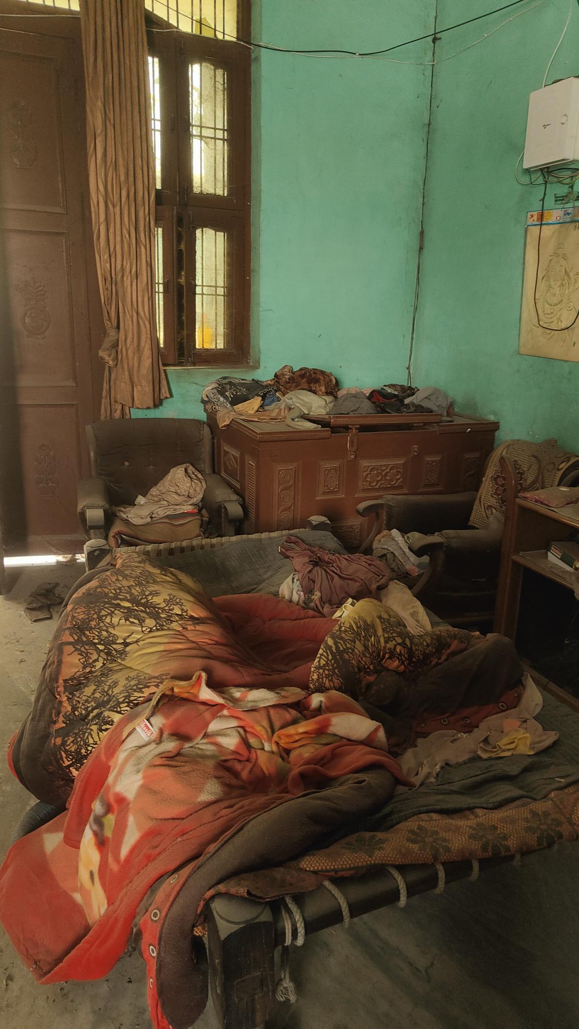 House Hold scraps Items for Sale in ADARSH NAGAR, Faridabad — photo 3