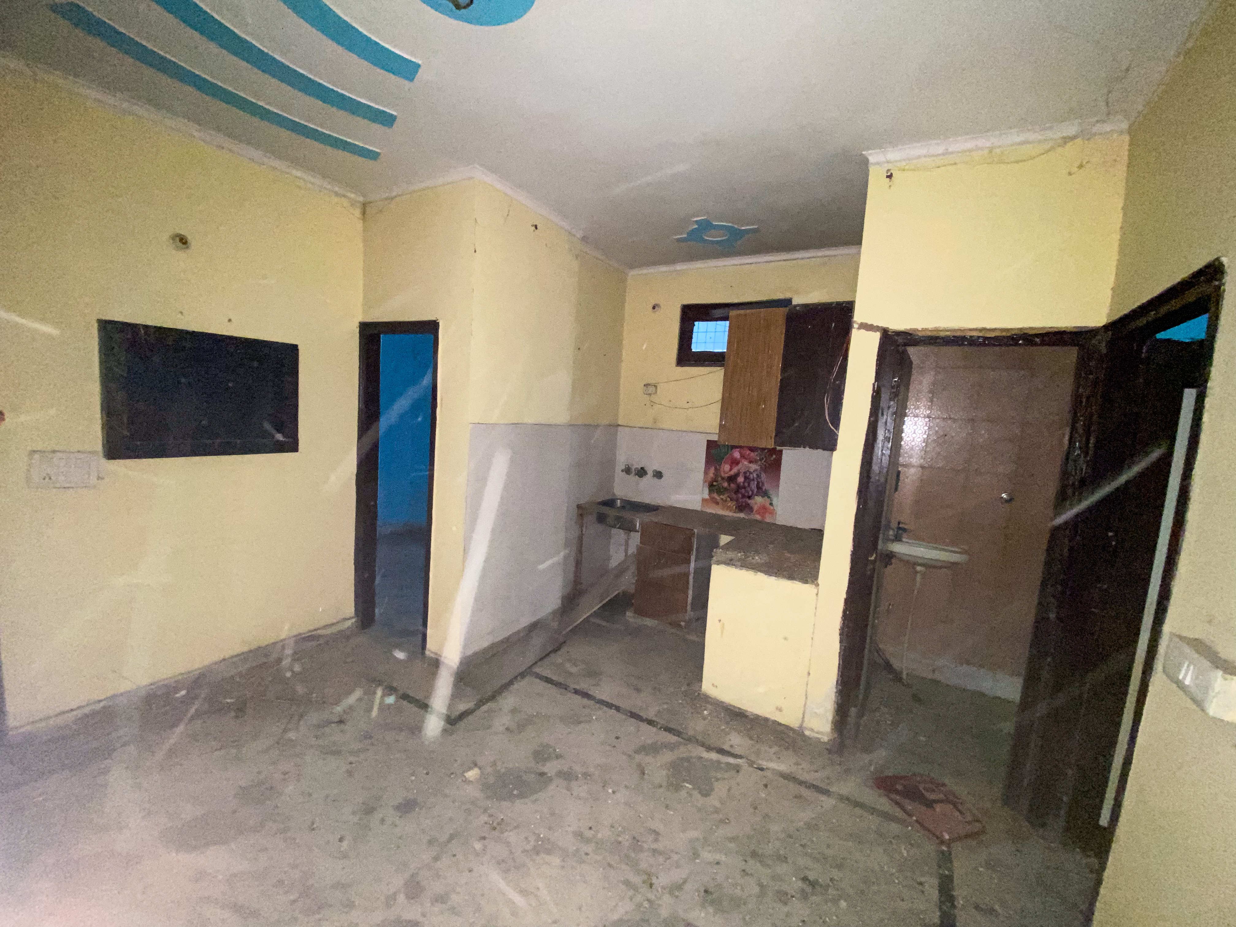 Flat for Sale in ROHINI, New Delhi — photo 1