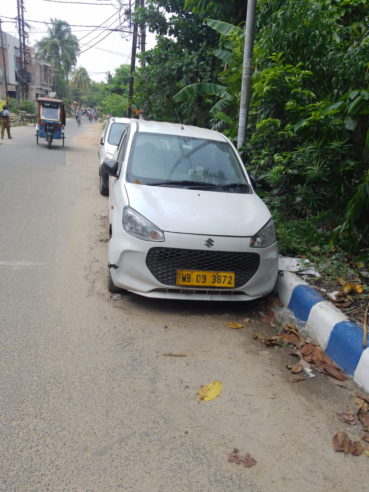 VEHICLE FOUR WHEELER for Sale in HARIDEVPUR, Kolkata — photo 4