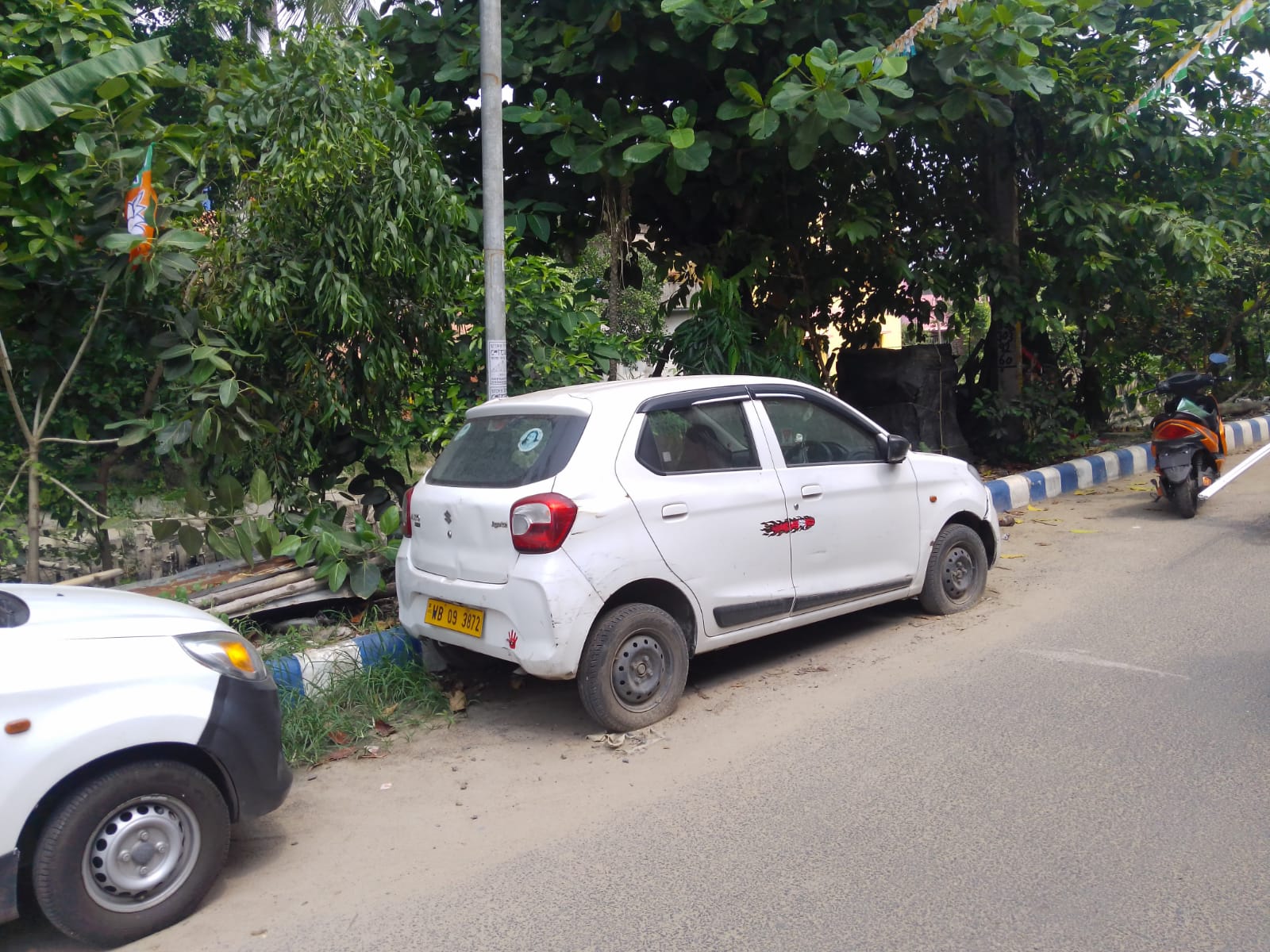 VEHICLE FOUR WHEELER for Sale in HARIDEVPUR, Kolkata — photo 5