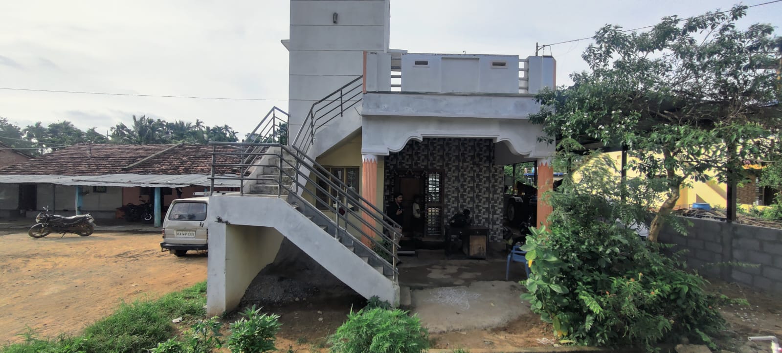 Individual House for Sale in ARAHATHOLALU BHADRAVATHI, Bhadravati — photo 1