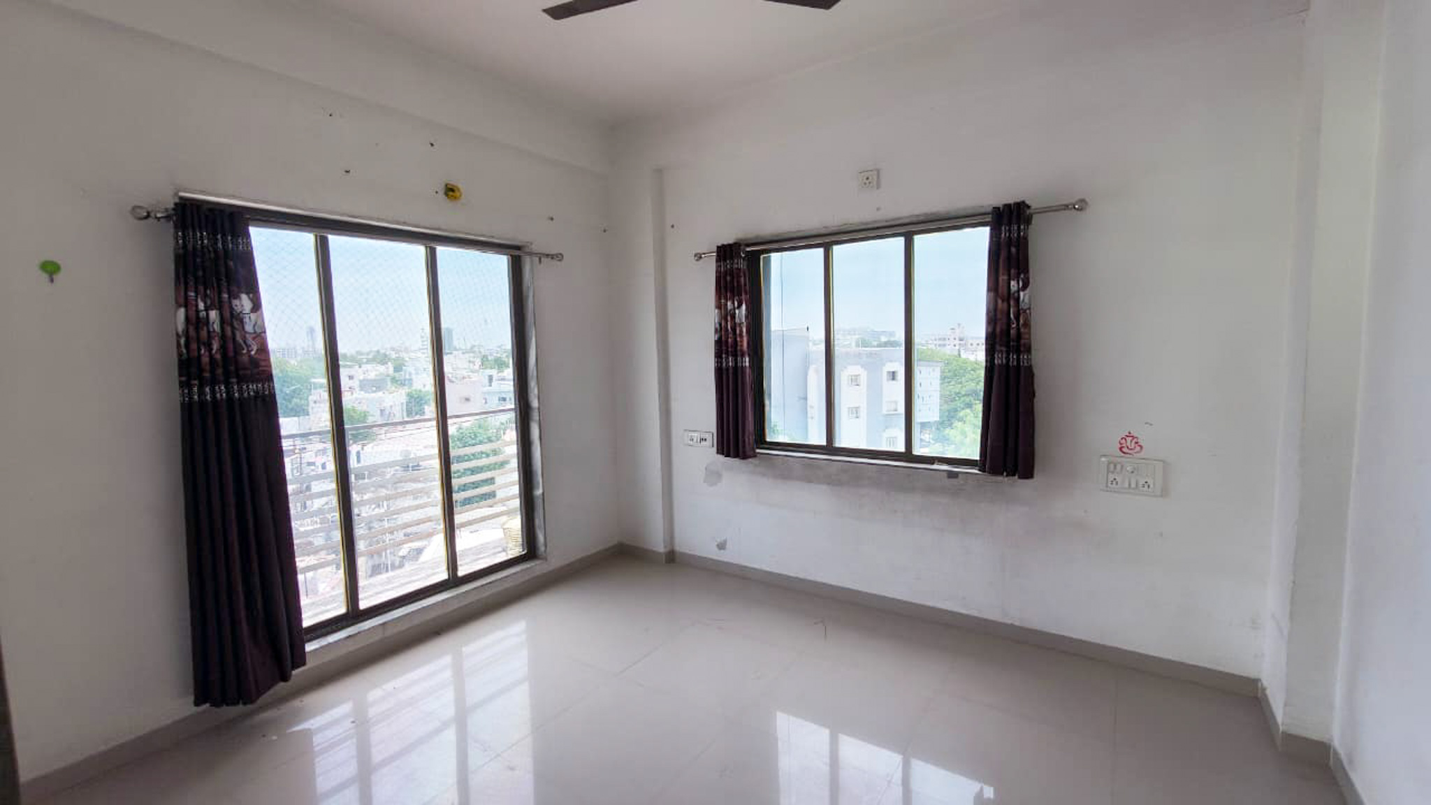 3 BHK Flat for Sale in Swastik Arcade, Good, Bhavnagar — photo 11