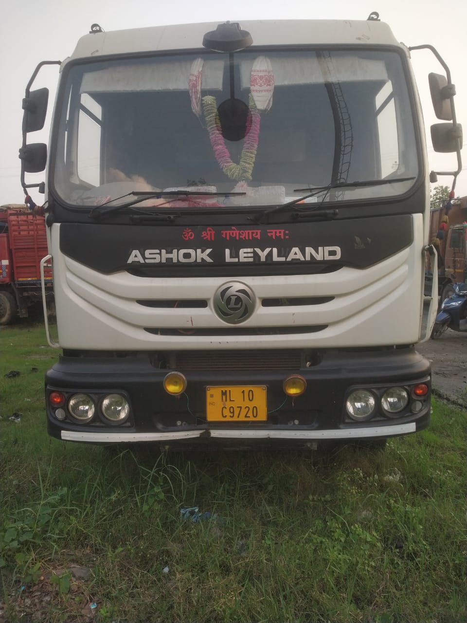 Ashok Leyland Tipper for Sale in Amingaon Kalibari, North Guwahati — photo 1