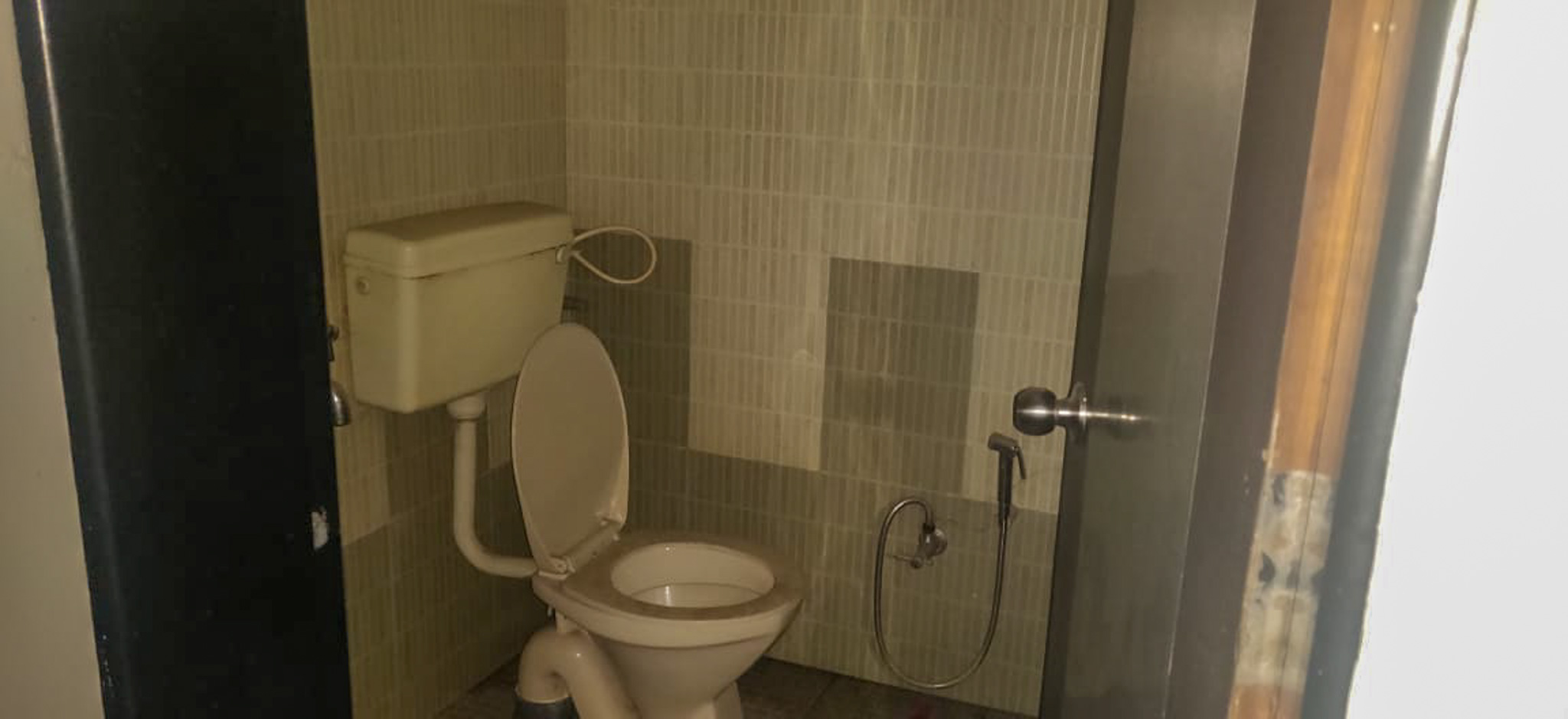 Office for Sale in E-Ward, 4th Lane Rajarampuri, Tal. Karveer, Kolhapur., Kolhapur — photo 16