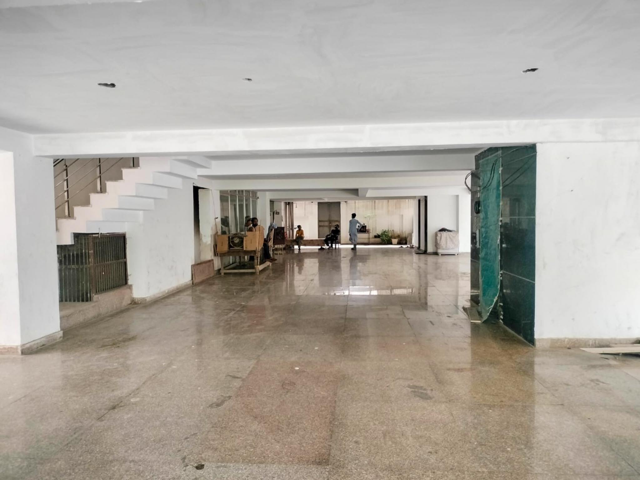 Flat for Sale in New Delhi — photo 4