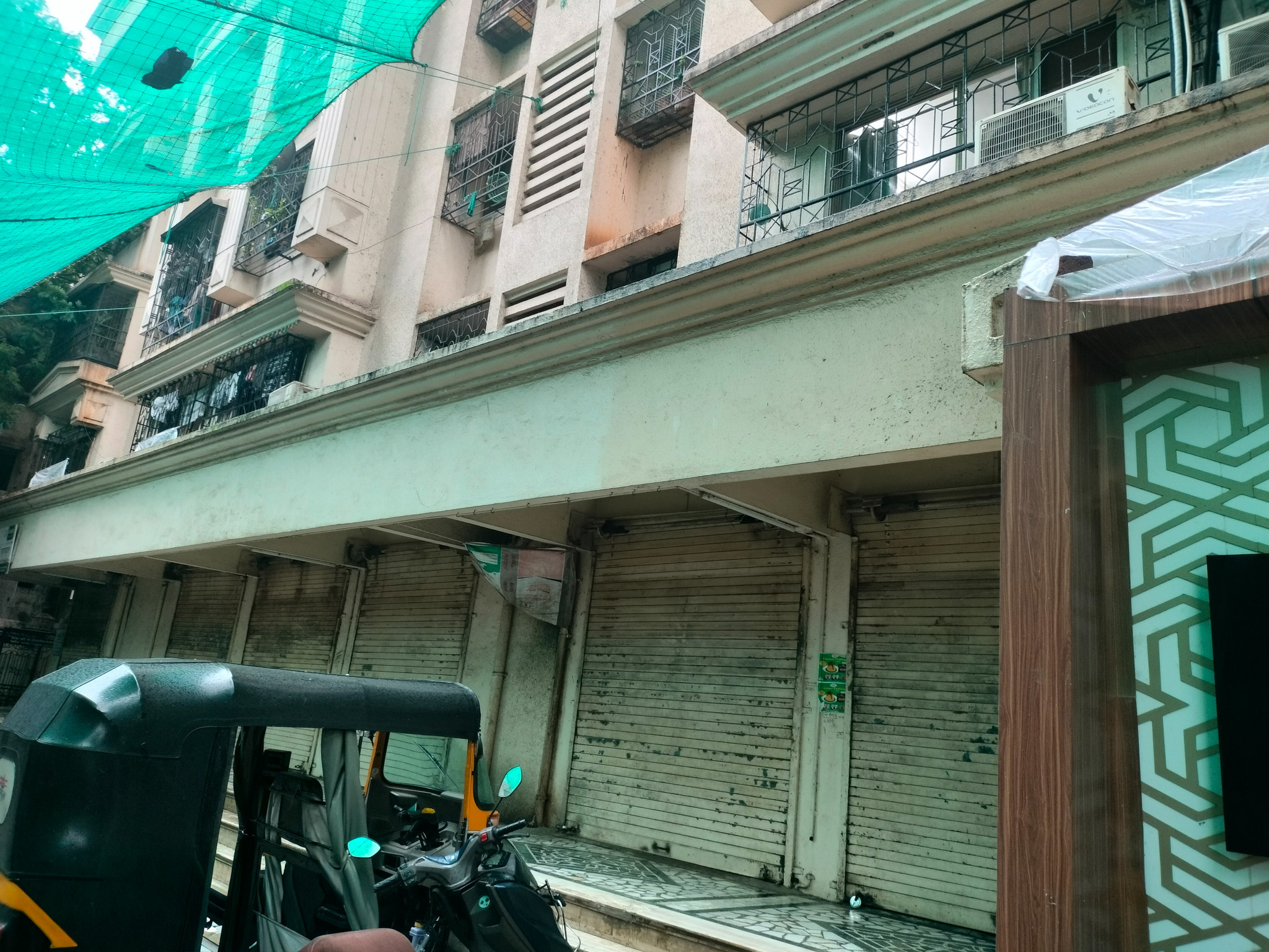 Flat for Sale in ANAND KOLIWADA AREA- MIDDLE CLASS LOCALITY, Kalyan — photo 2