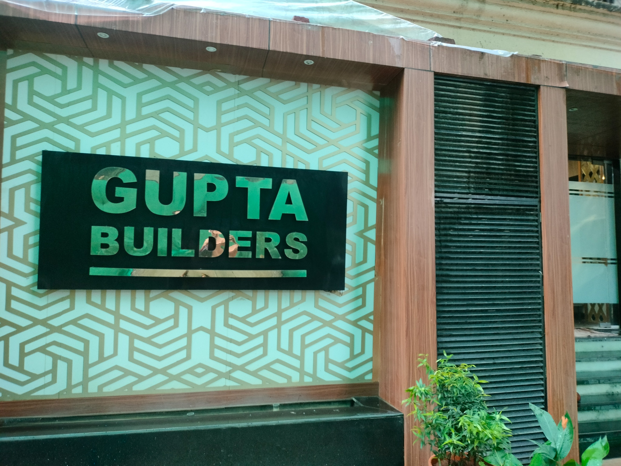 Flat for Sale in ANAND KOLIWADA AREA- MIDDLE CLASS LOCALITY, Kalyan — photo 3
