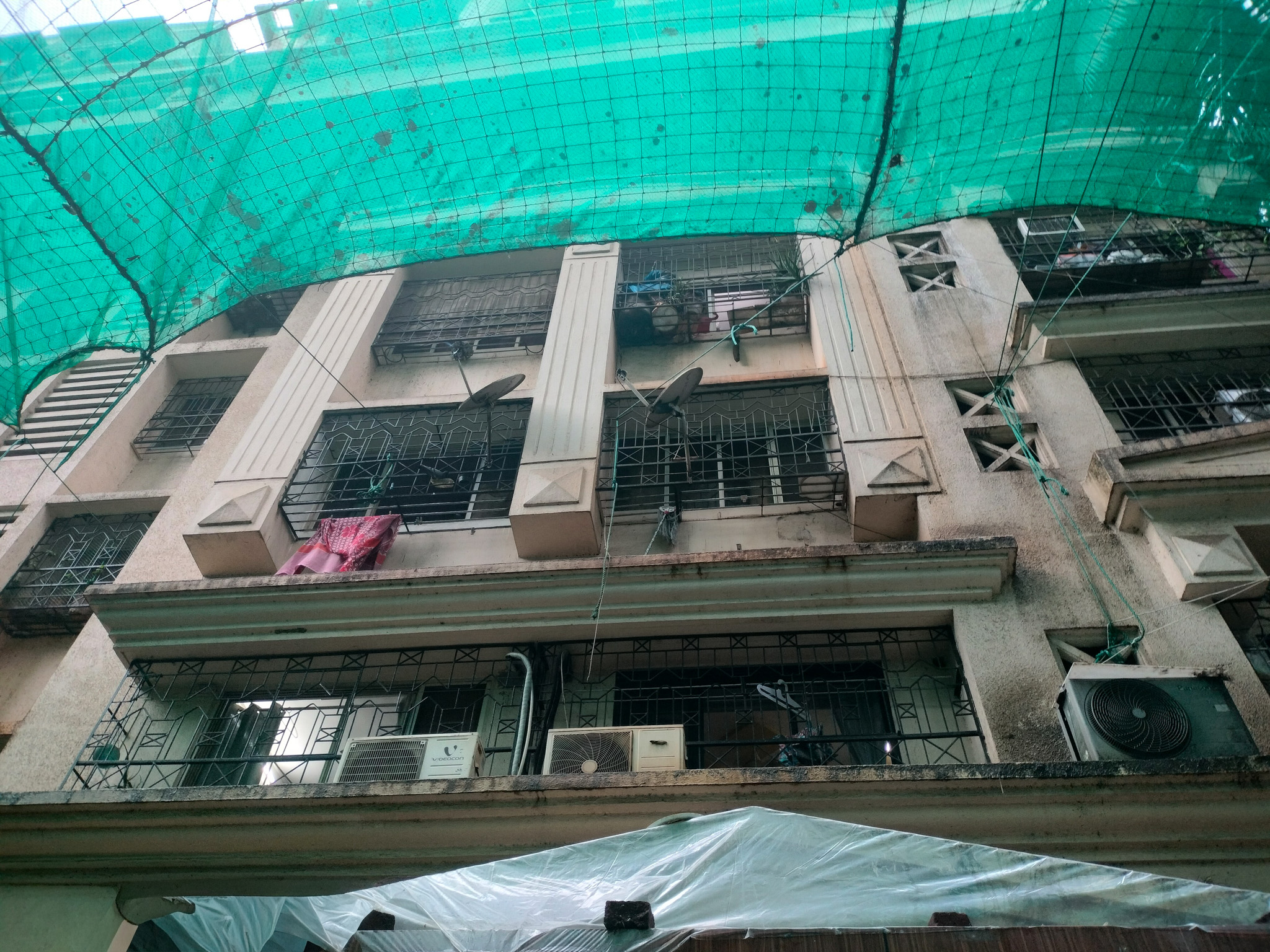 Flat for Sale in ANAND KOLIWADA AREA- MIDDLE CLASS LOCALITY, Kalyan — photo 4