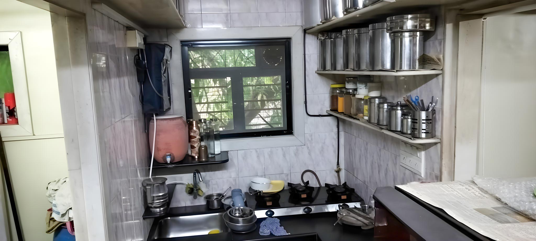 Flat for Sale in DEEJAY SMRUTI CHS, KANDIVALI, Mumbai — photo 10