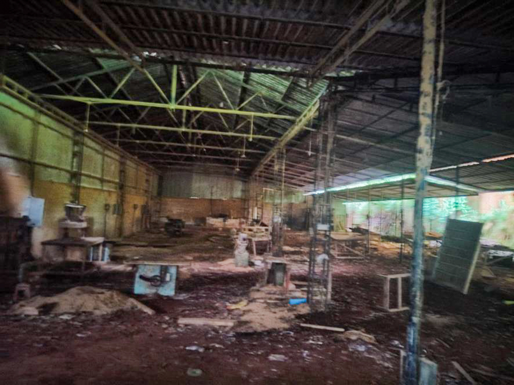 A Double Storied RCC Building and a Single storied AC Sheet Shed for Sale in Nilambur, Manjeri — photo 8