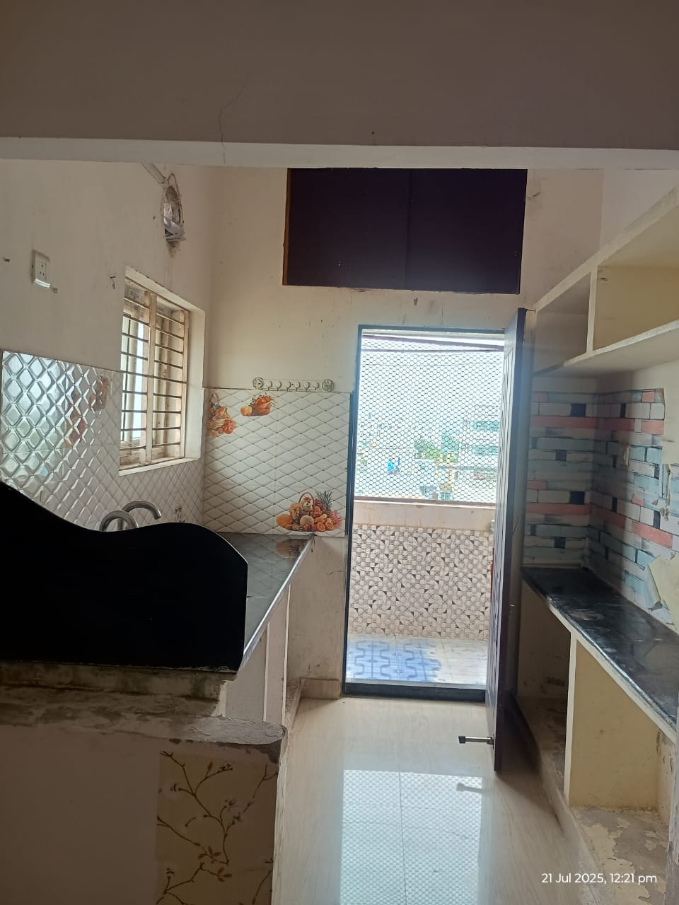 2 BHK Flat for Sale in SRI RAMABHADRA PLAZA, RAJAHMUNDRY, Rajamahendravaram — photo 4