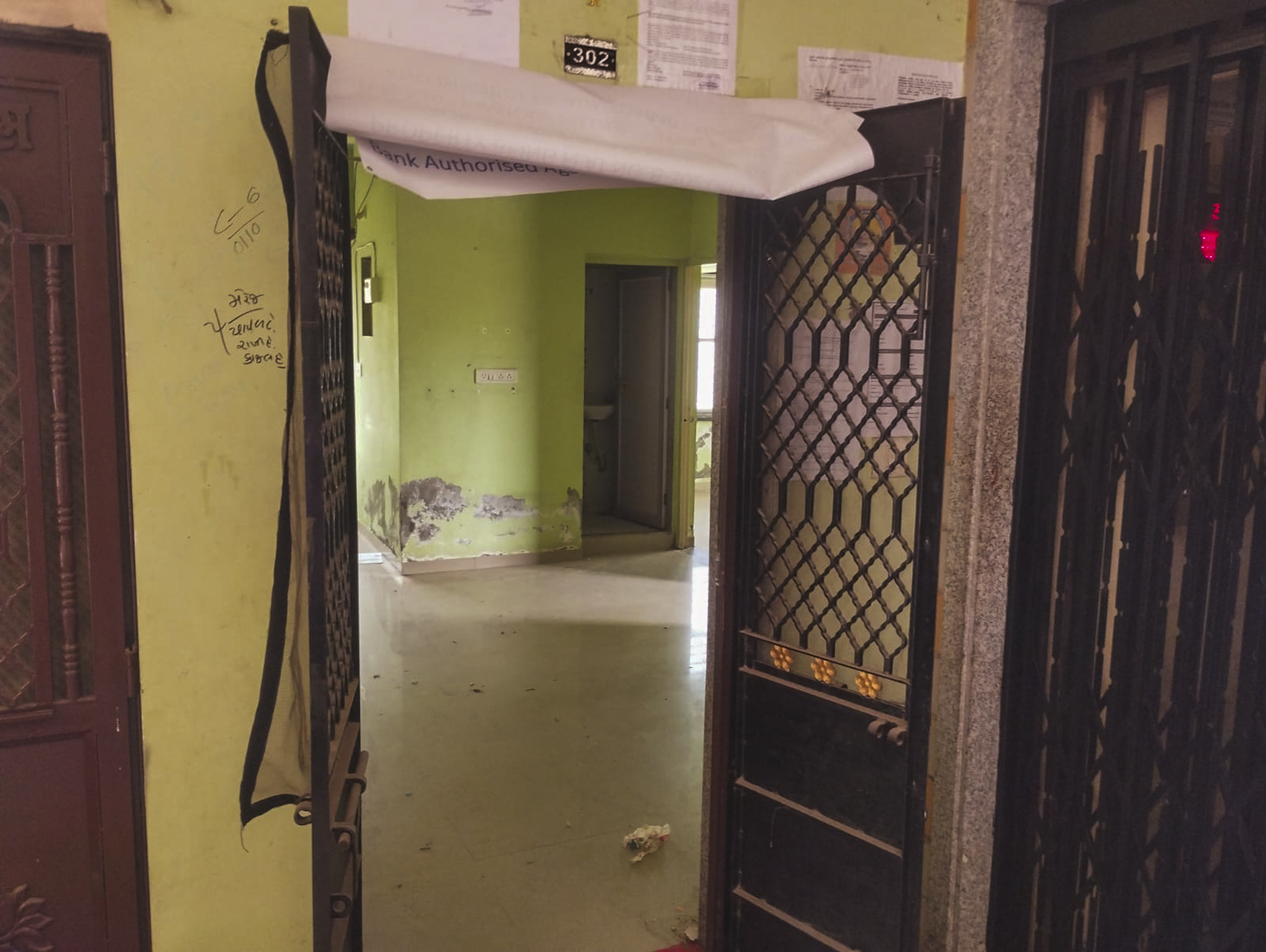 Flat for Sale in Ahmedabad — photo 14