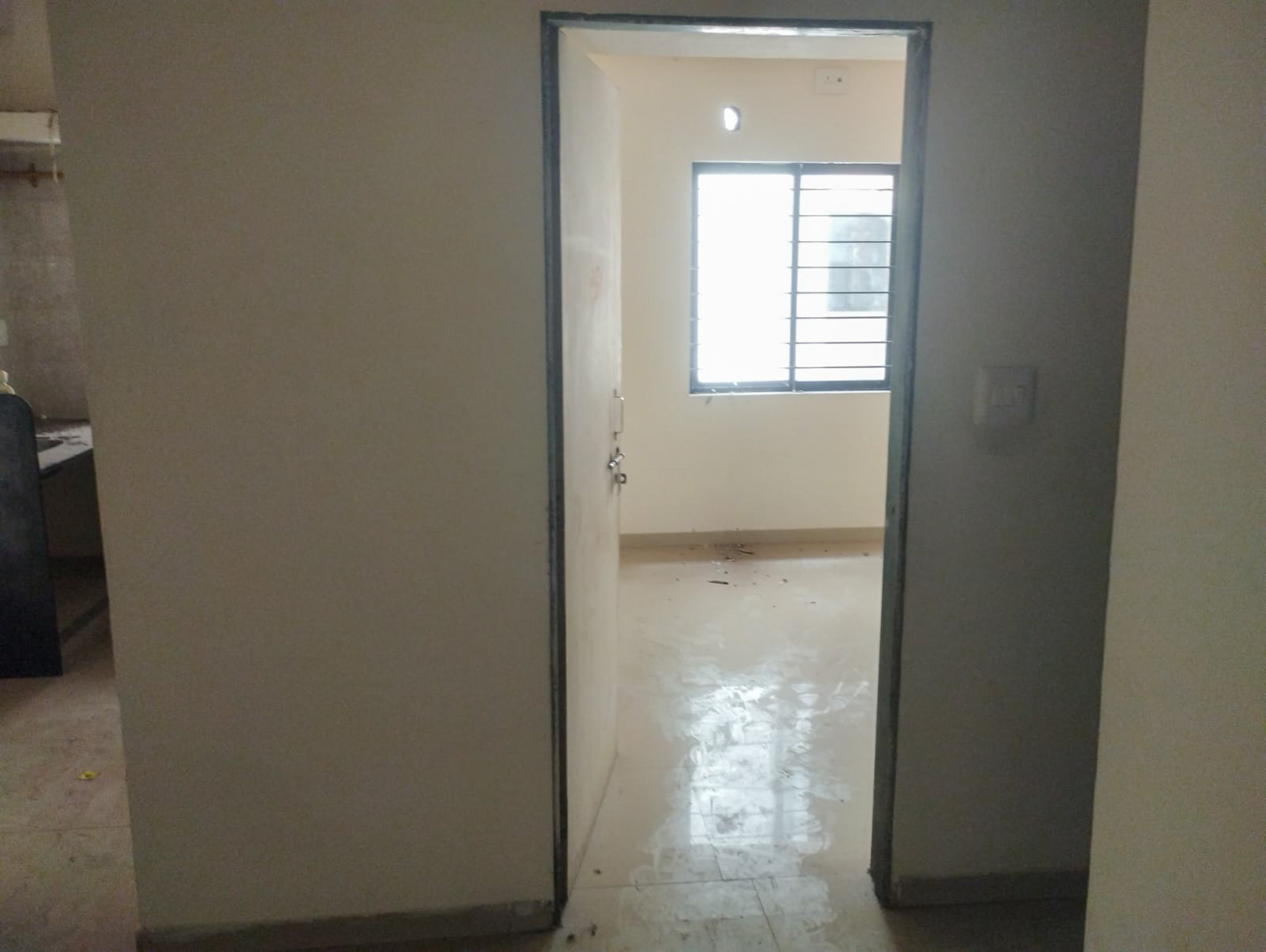 Flat for Sale in Ahmedabad — photo 5