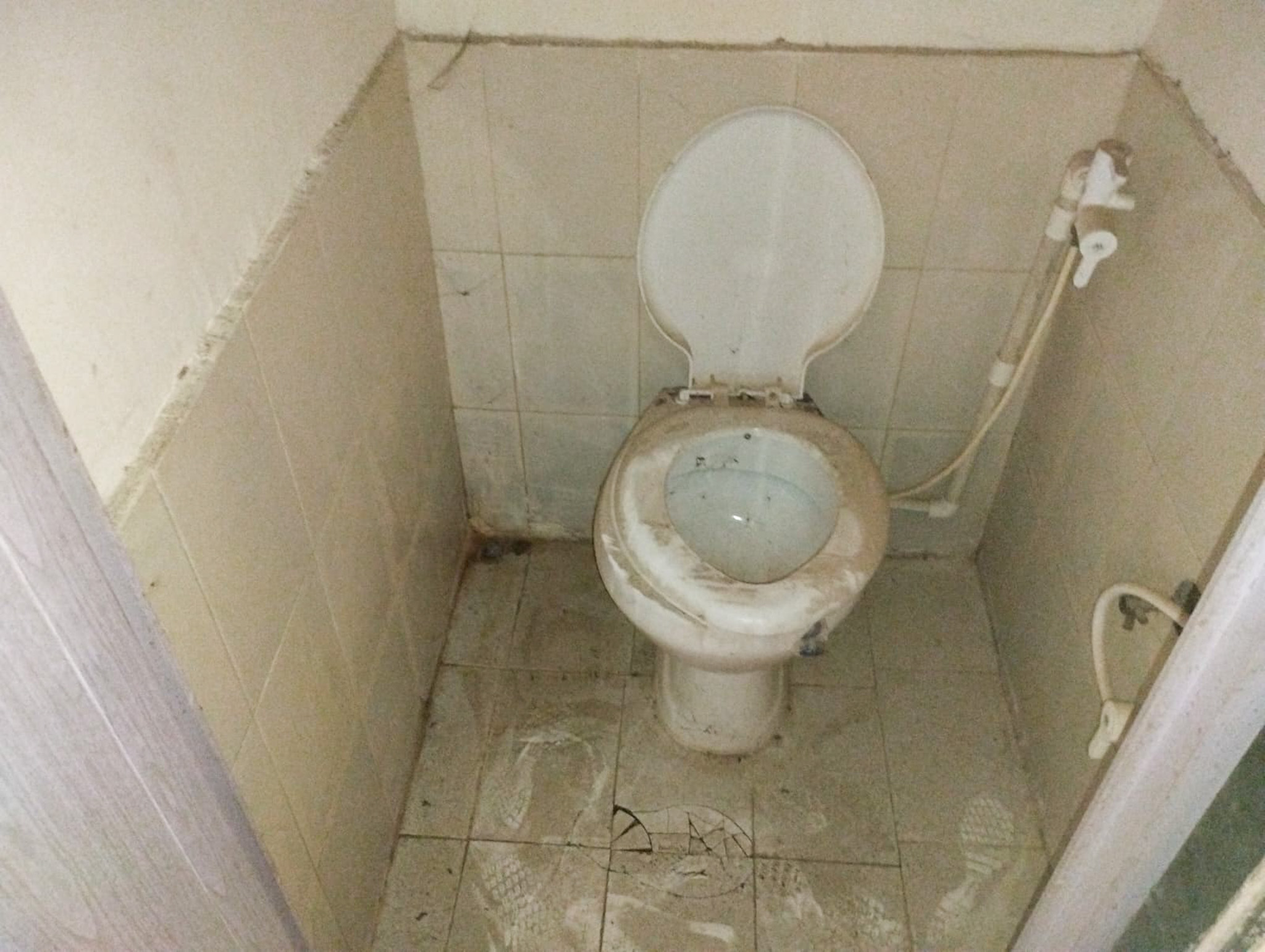 Flat for Sale in Ahmedabad — photo 8