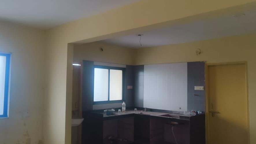 Flat for Sale in Flat No. 1102, “Shiv Ranjani Residency”, Building No. C-2, 11th Floor, Sachin to Palsana, Surat, Surat — photo 2