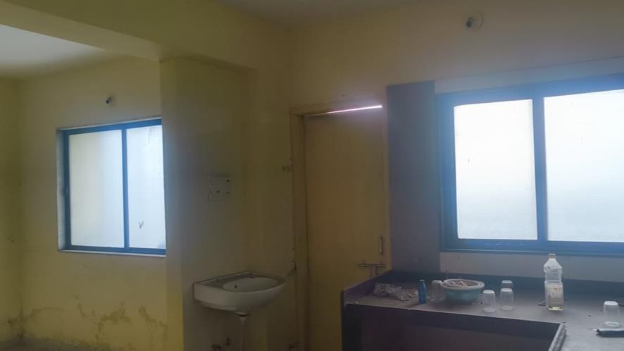 Flat for Sale in Flat No. 1102, “Shiv Ranjani Residency”, Building No. C-2, 11th Floor, Sachin to Palsana, Surat, Surat — photo 6