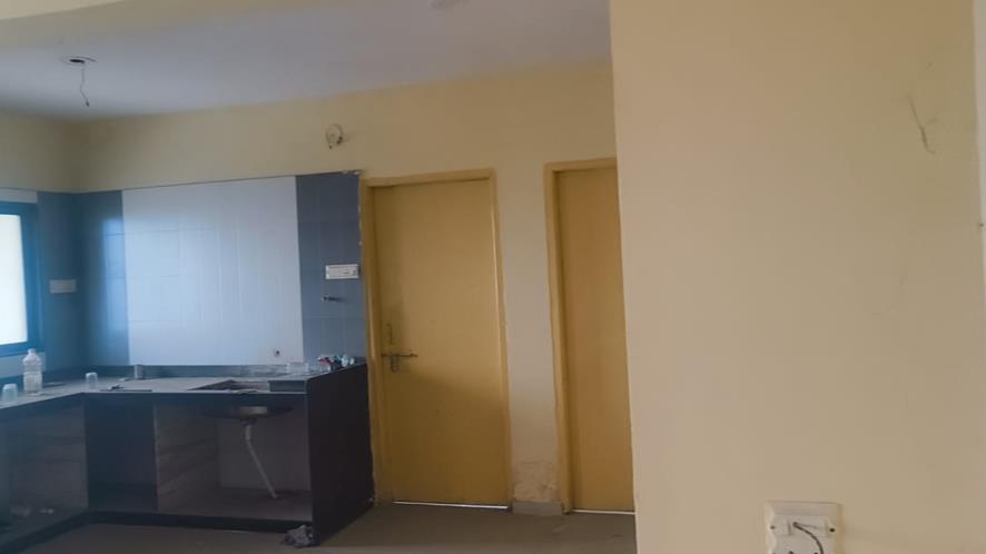 Flat for Sale in Flat No. 1102, “Shiv Ranjani Residency”, Building No. C-2, 11th Floor, Sachin to Palsana, Surat, Surat — photo 11